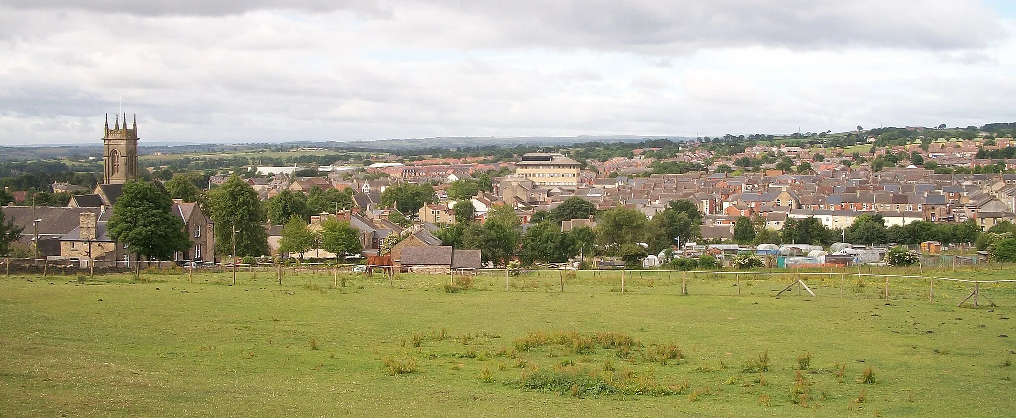 Photo showing: A view across Crook from Hole in the Wall Farm on Church Hill