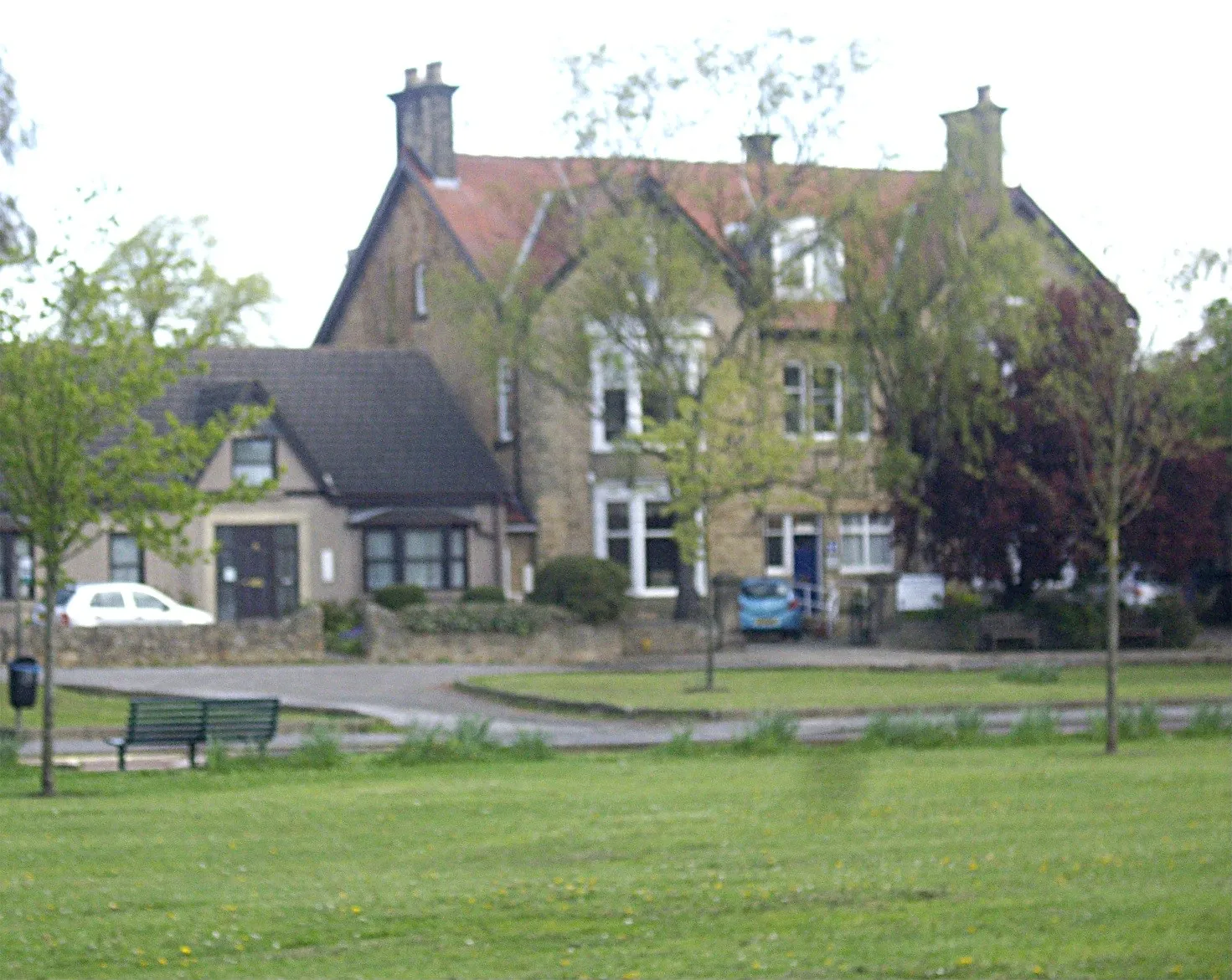 Photo showing: A Care Home, Front Street