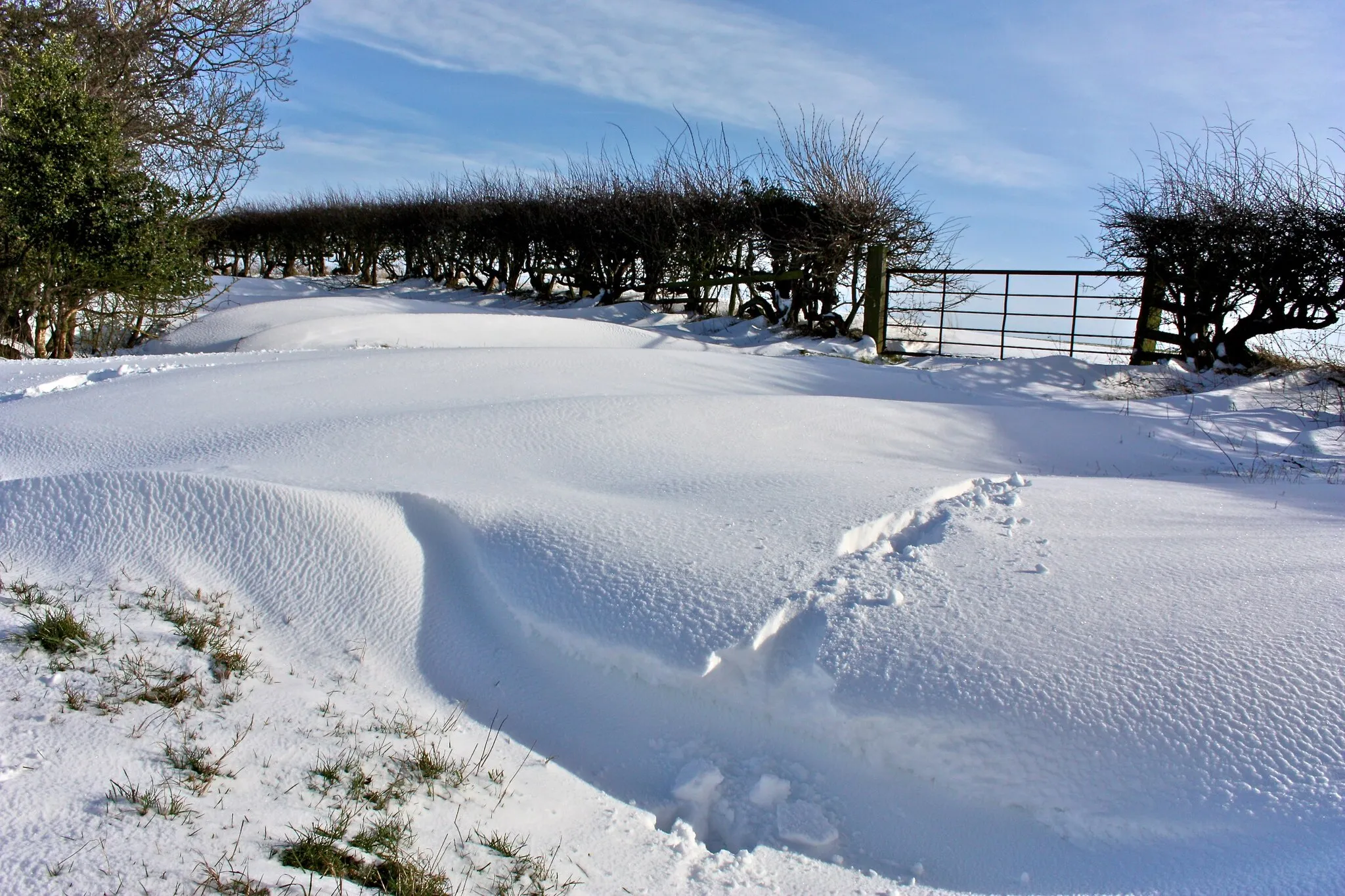 Photo showing: Almost Virgin Snow, Goosecroft Lane