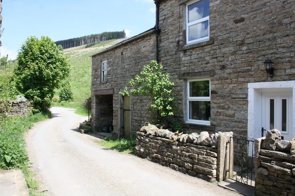 Photo showing: Village street at Cotterdale