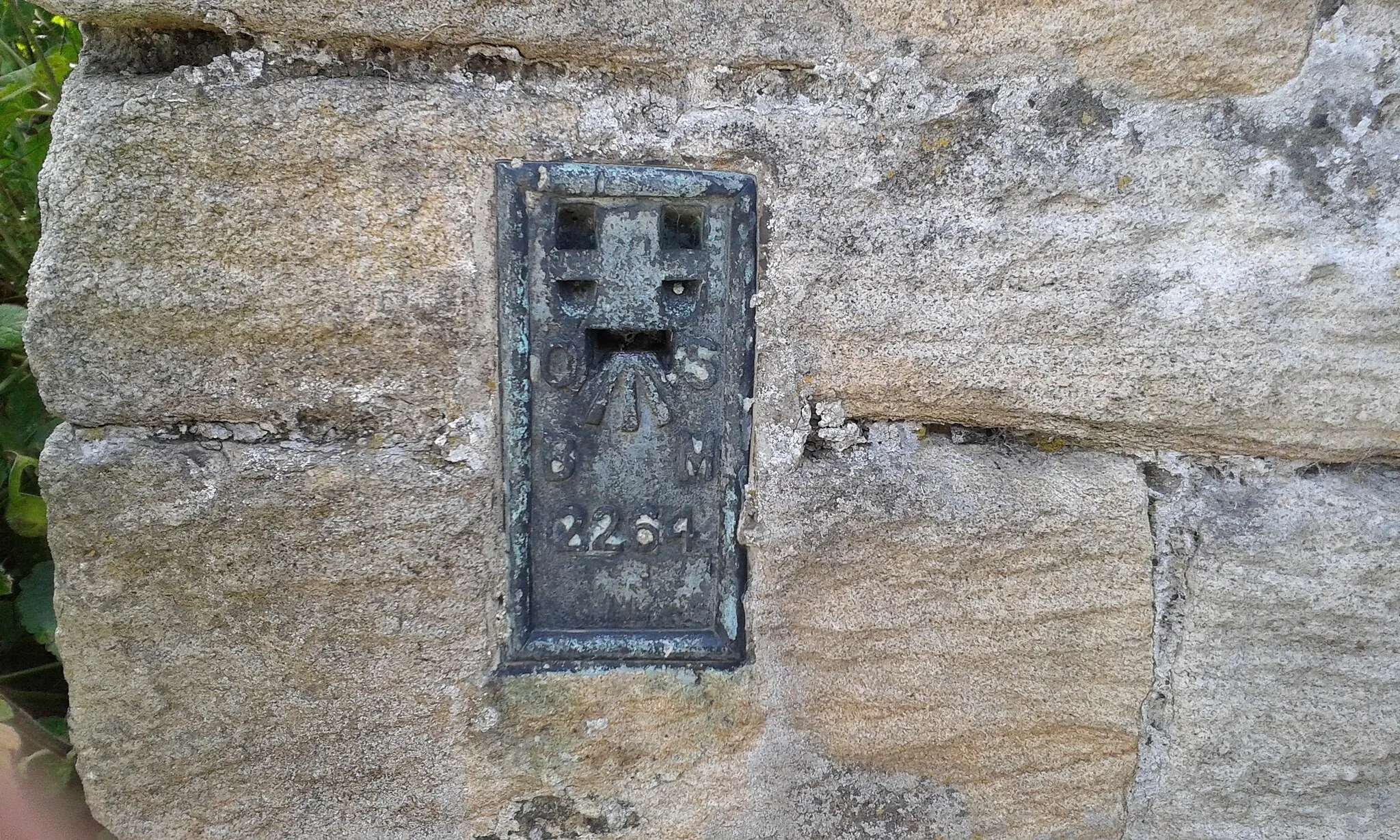 Photo showing: Ordnance Survey Flush Bracket 2264