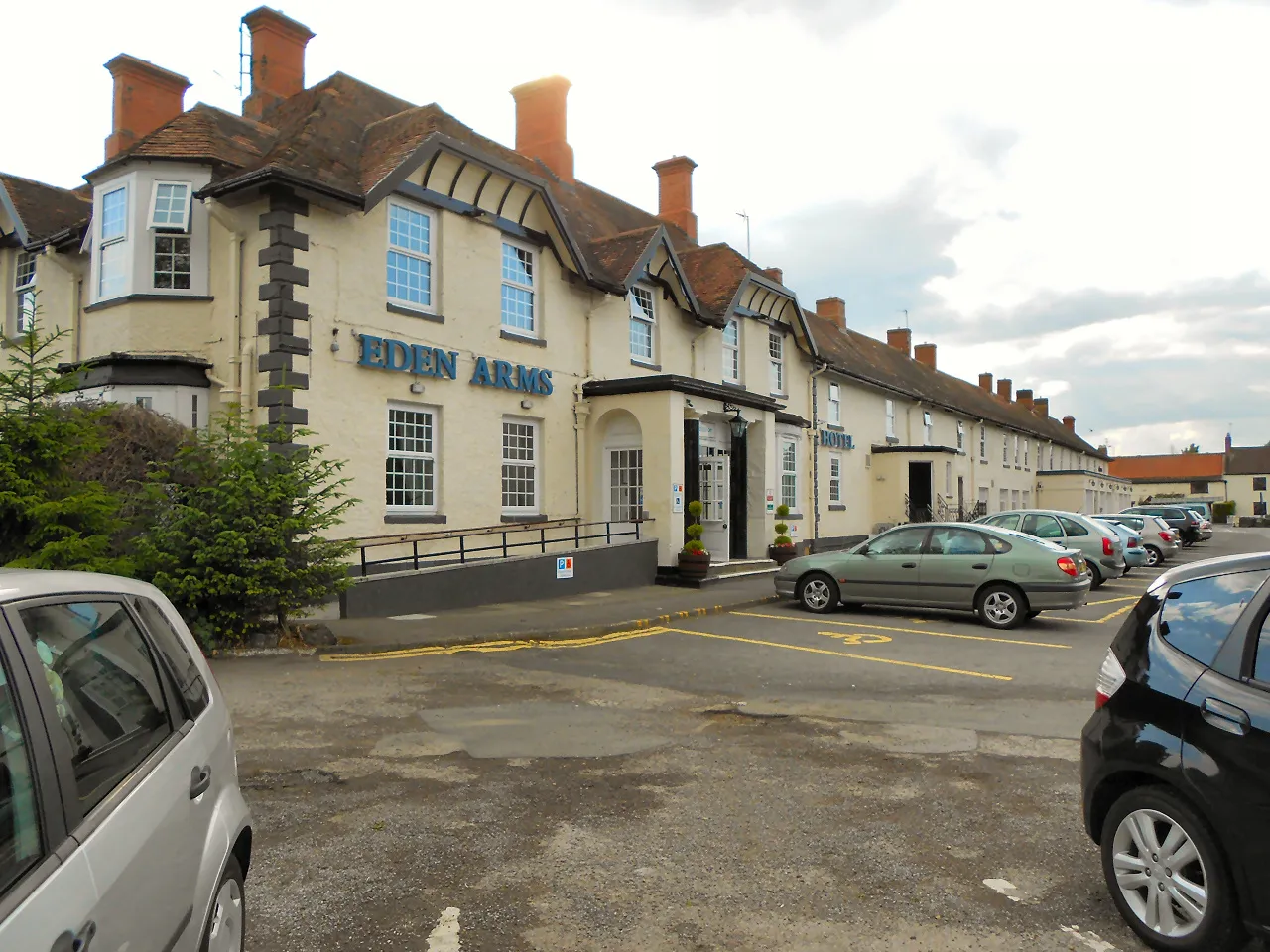 Photo showing: The Eden Arms Hotel, Rushyford
