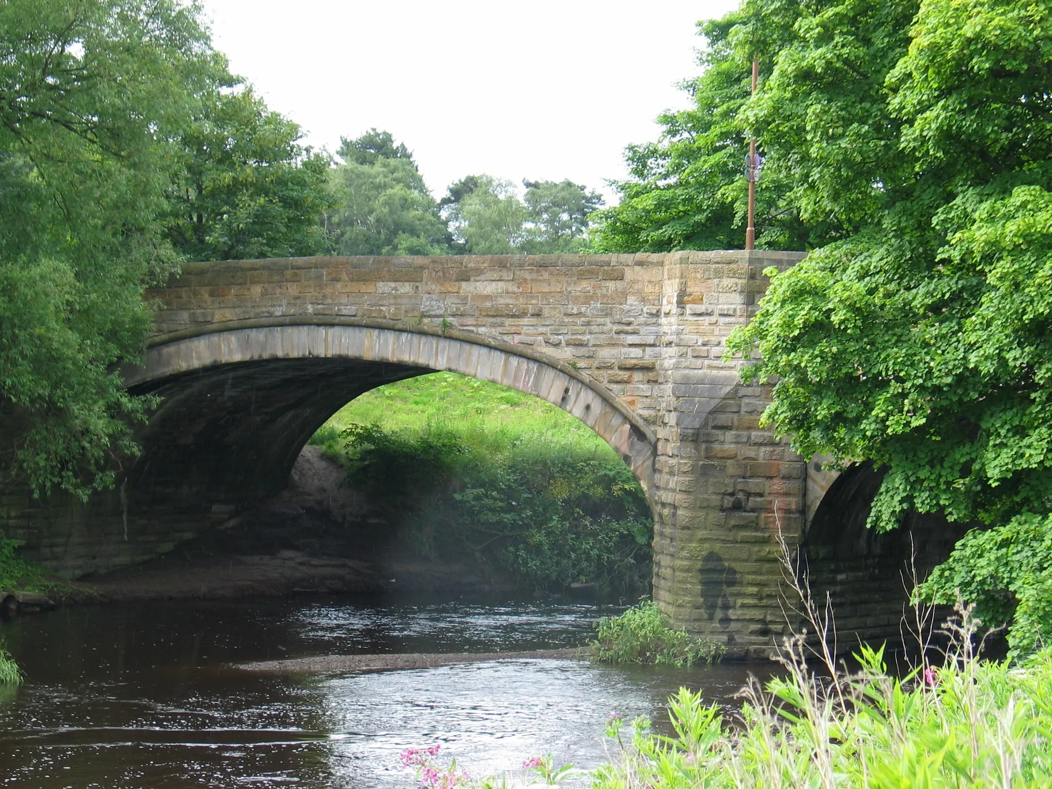 Photo showing: The River Wear at Shincliffe Bridge, taken by Peter Hughes on Saturday 30 June 2007