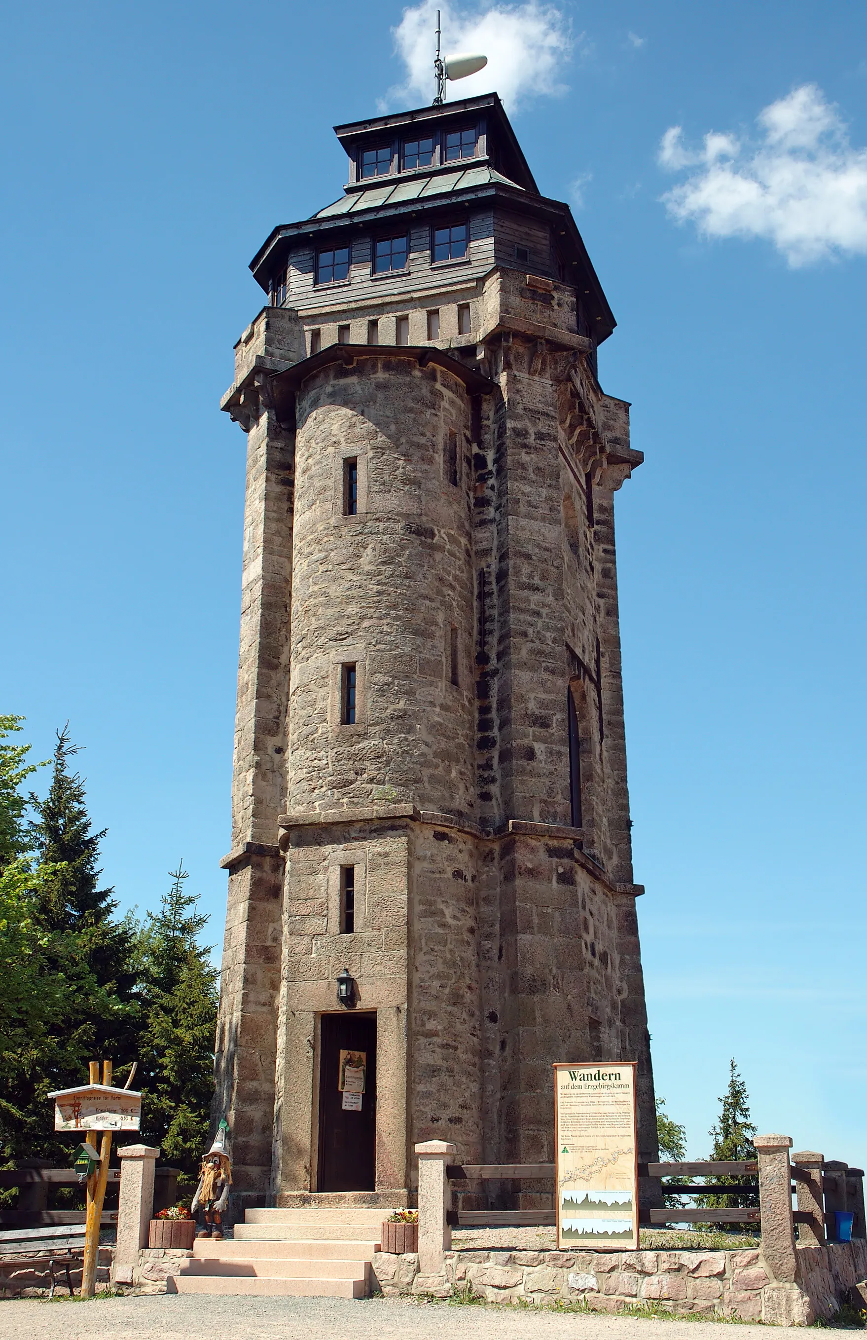 Photo showing: This image shows the observation tower at the Auersberg (Saxony, Germany).