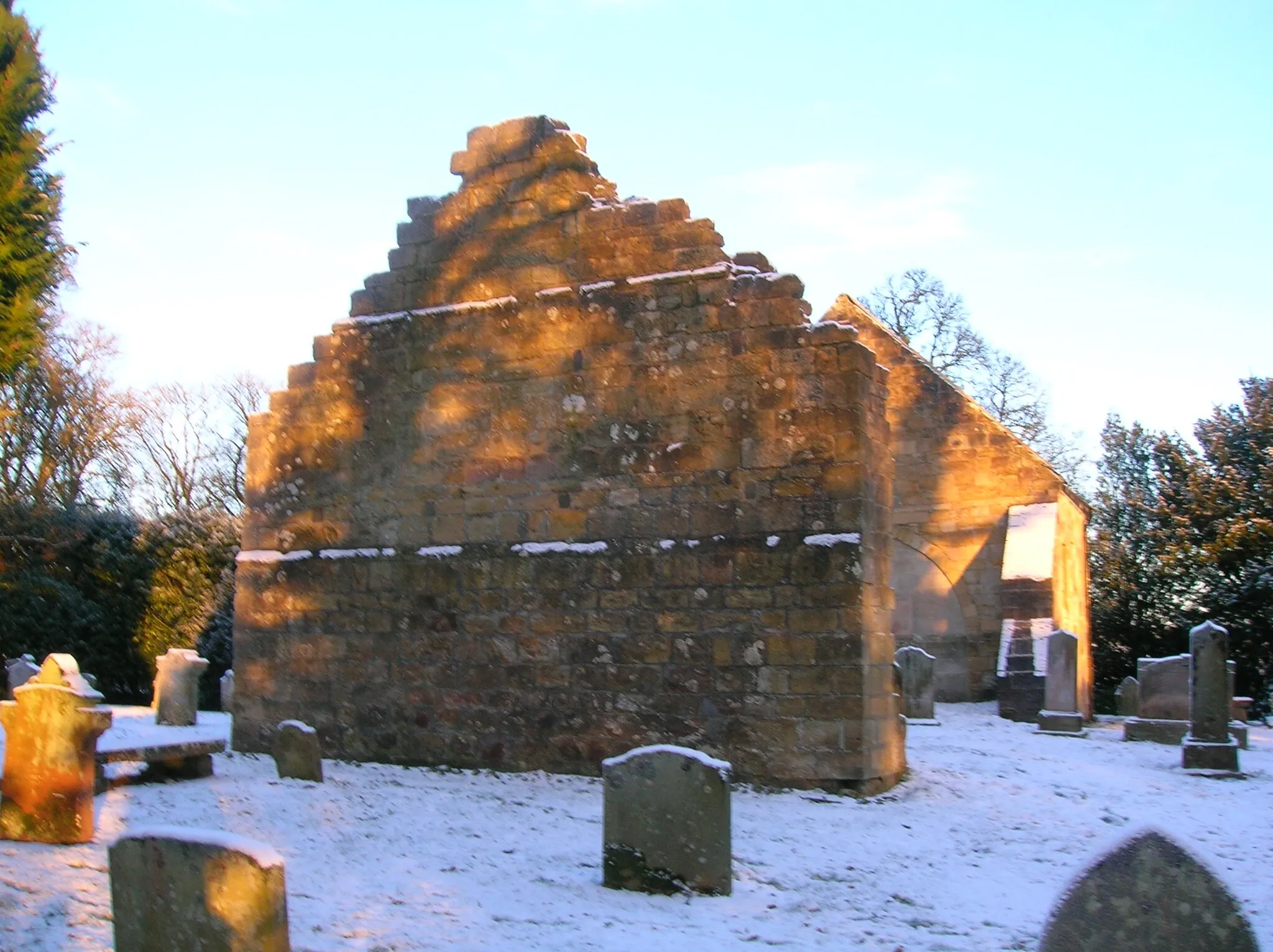 Photo showing: Loudoun Kirk viewed from the West. Galston, East Ayrshire, Scotland.