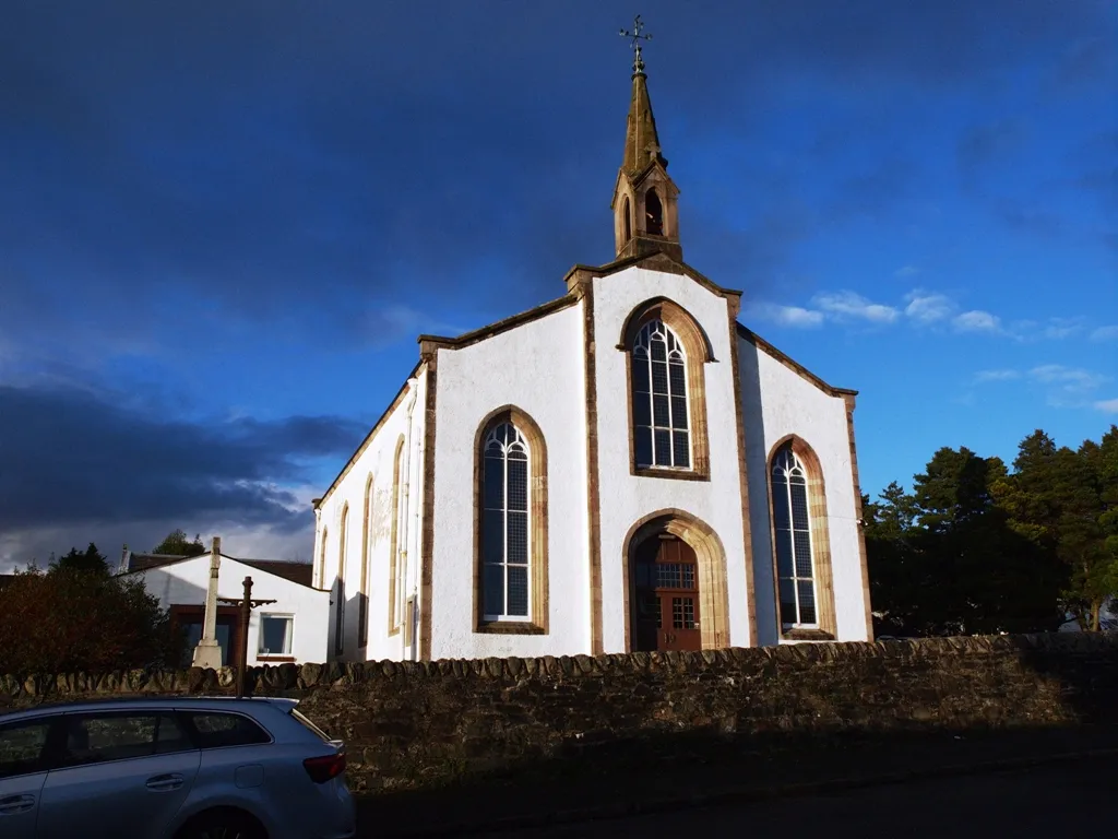 Photo showing: Garelochhead Parish Church