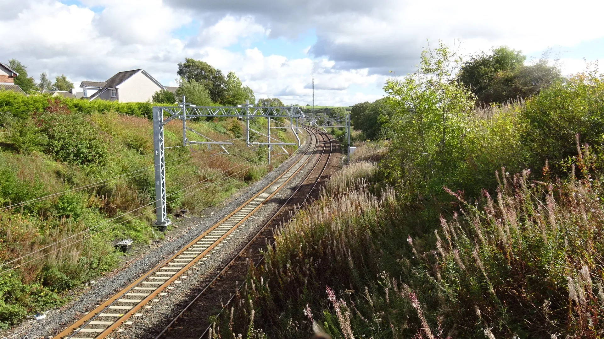 Photo showing: View east from Carfin Railway Station, North Lanarkshire, Scotland.