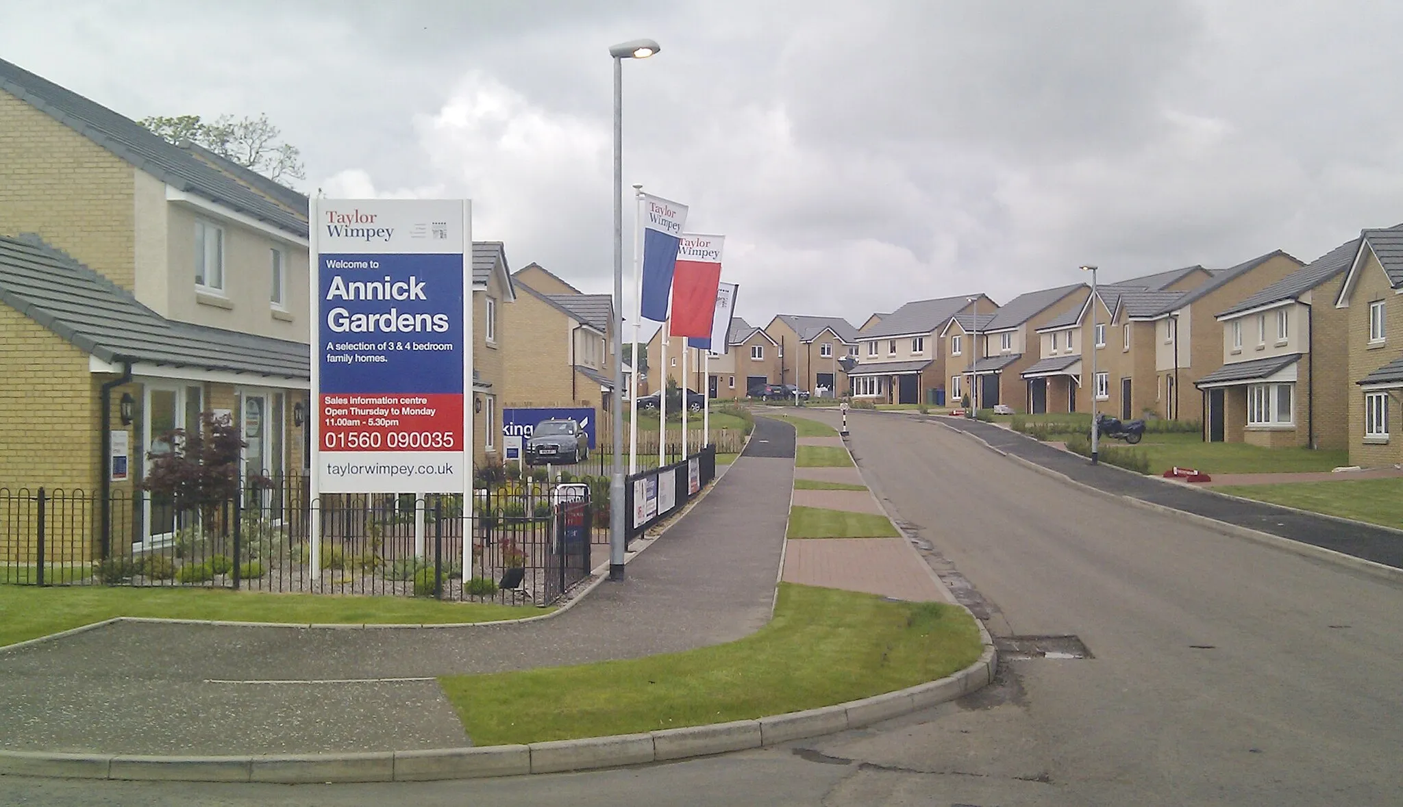 Photo showing: Annick Gardens housing estate, Stewarton, East Ayrshire, Scotland