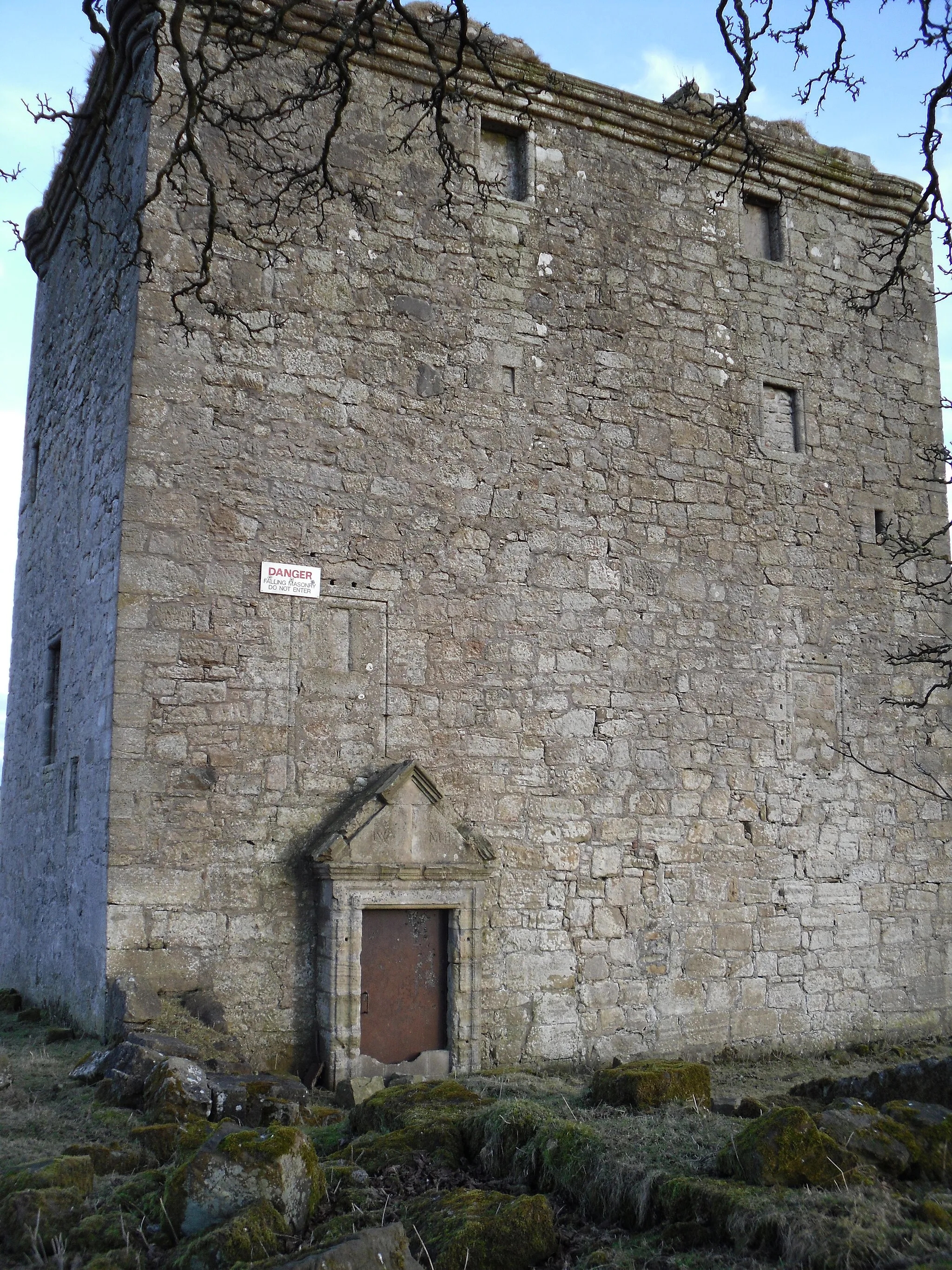 Photo showing: Barr Caslte, Lochwinnoch, Renefrewshire, Scotland