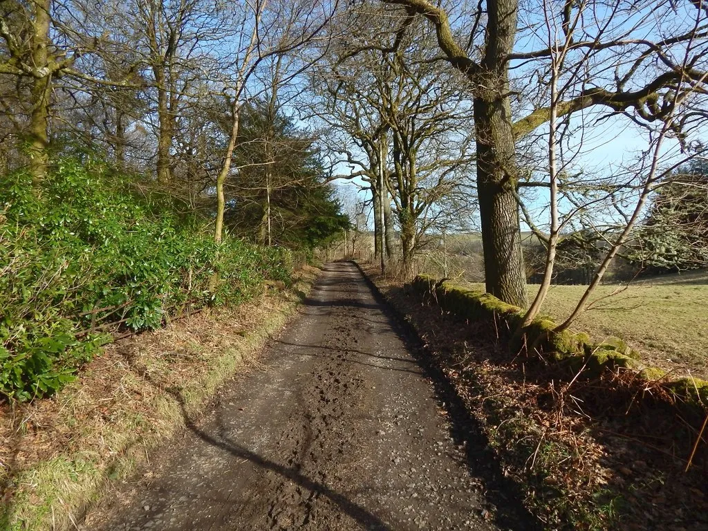 Photo showing: Overtoun House Circular Path