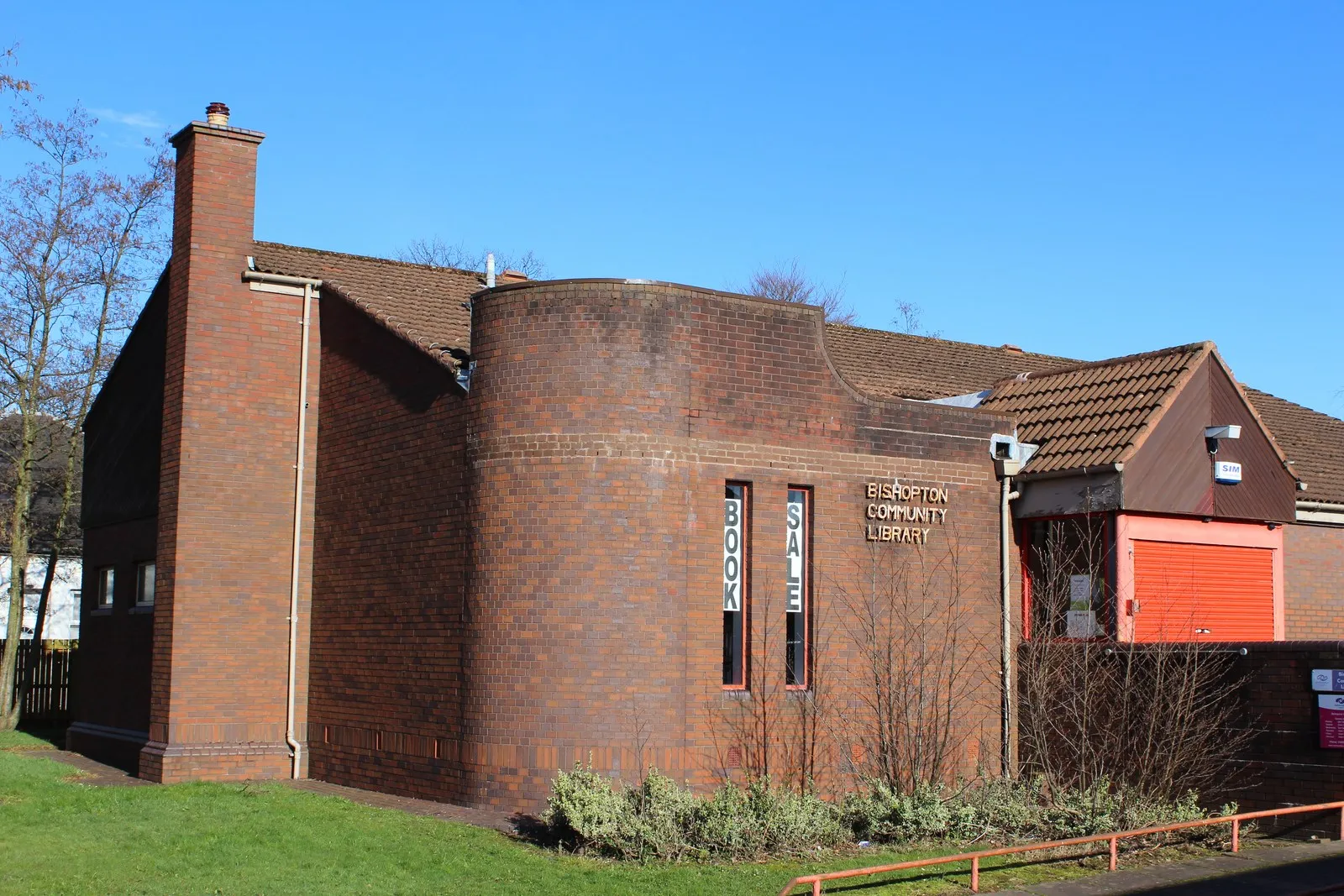 Photo showing: Bishopton Community Library