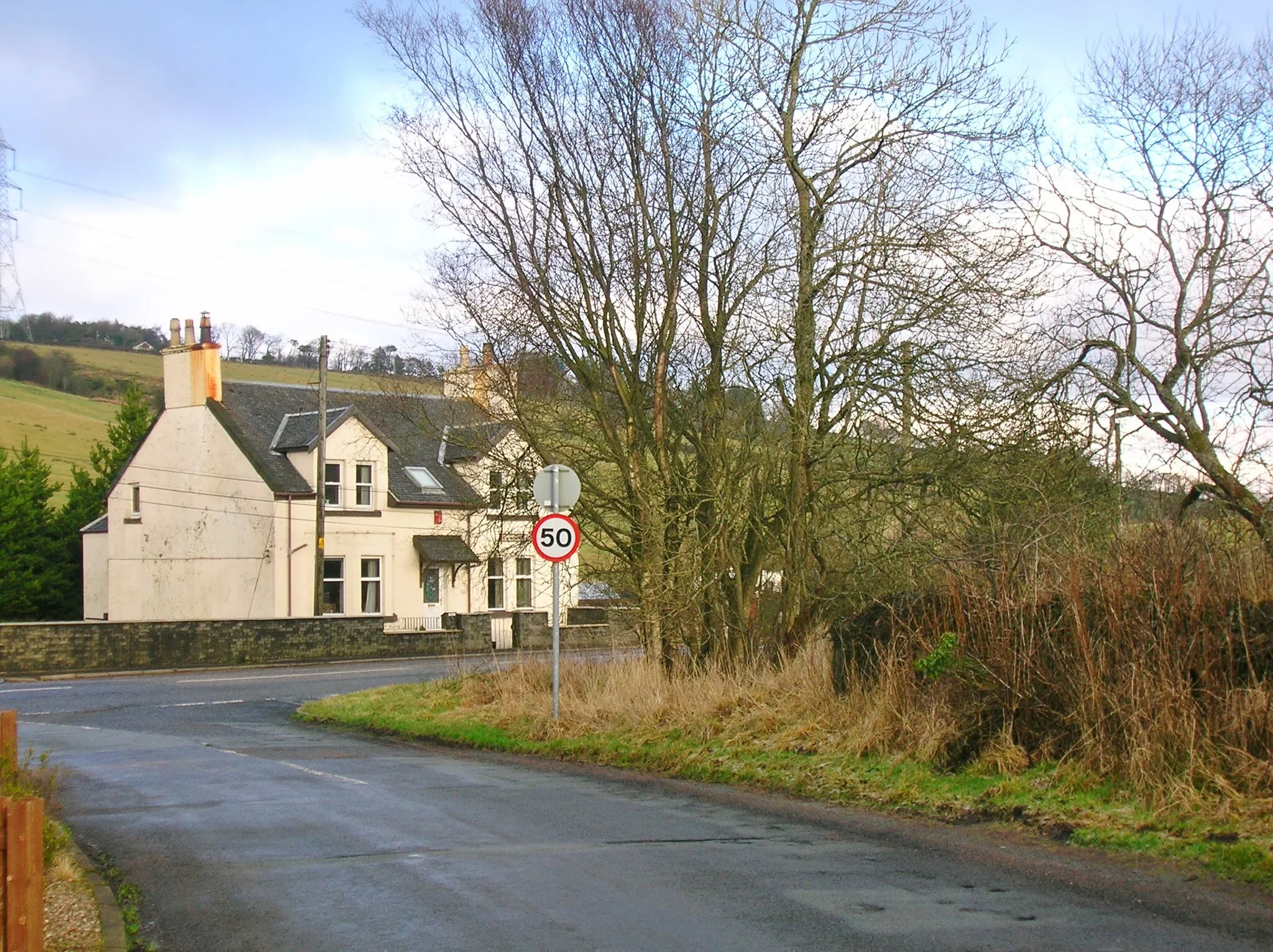 Photo showing: Shillford. Site of old toll house to the right. East Renfrewshire, Scotland.