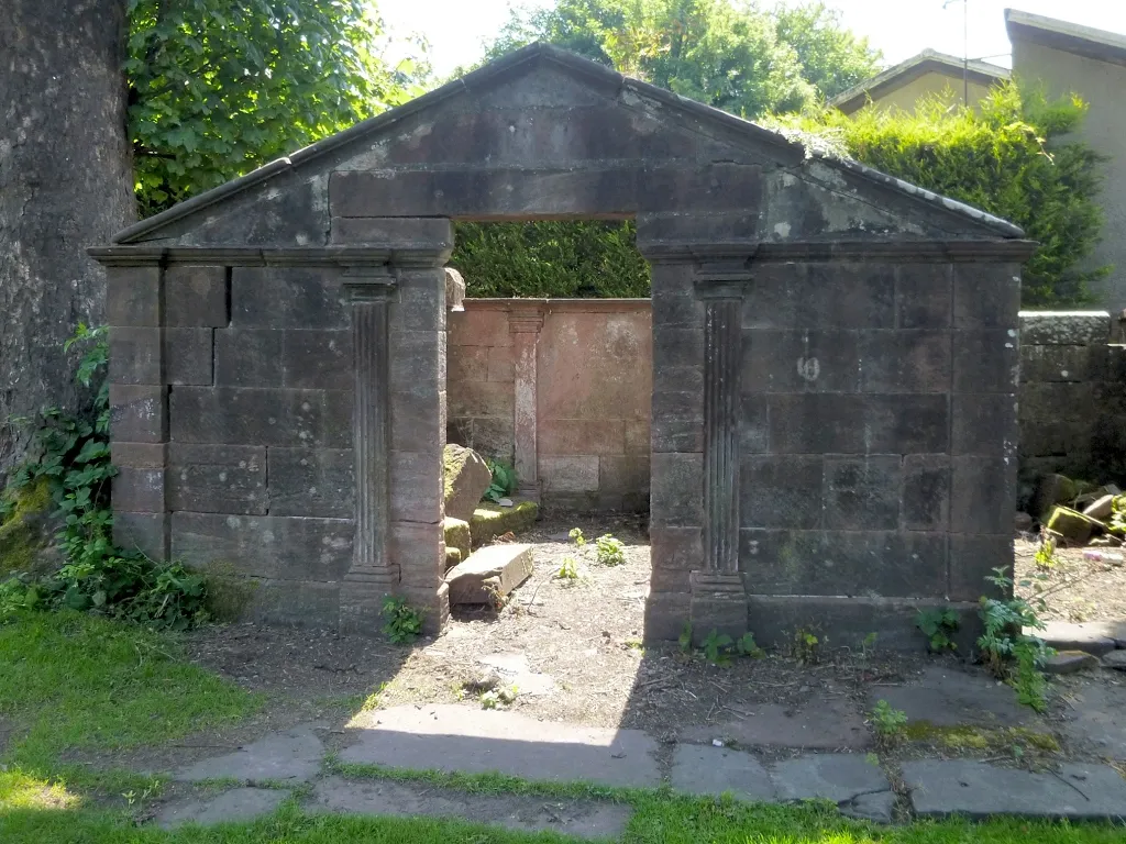 Photo showing: Mausoleum of Arthur of Levenbank