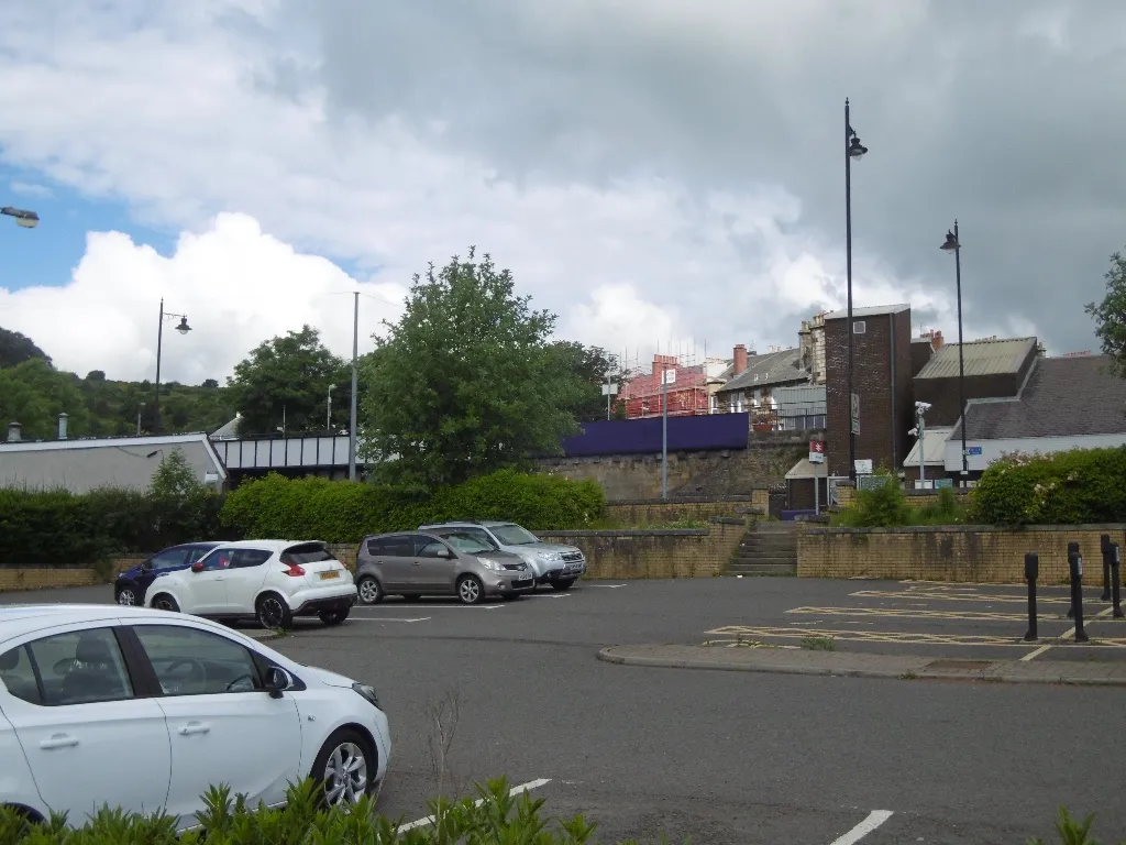 Photo showing: Barrhead Station