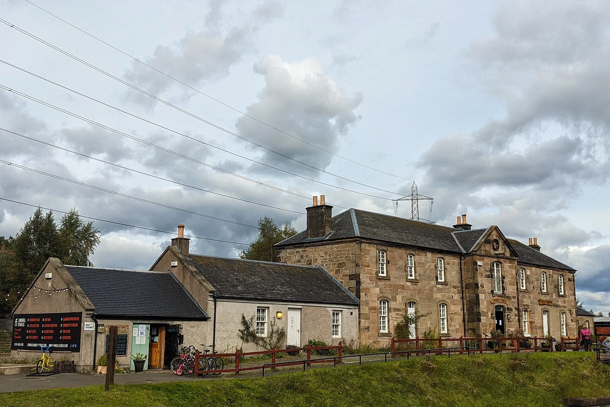 Photo showing: This is a photo of listed building number