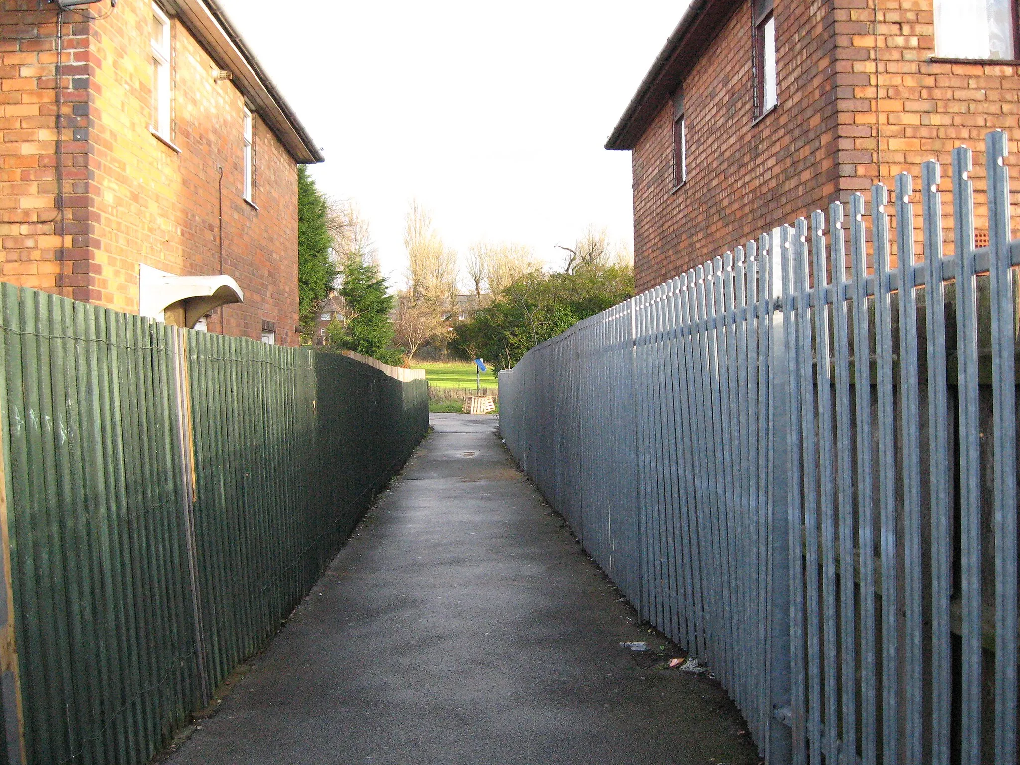 Photo showing: Finchley Road to the 535 2 - Kingstanding, North Birmingham