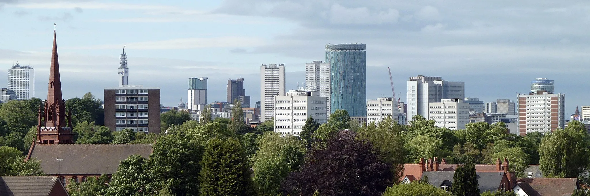 Photo showing: Crop of en:Birmingham Skyline from Edgbaston Cricket Ground.jpg to fit montage template