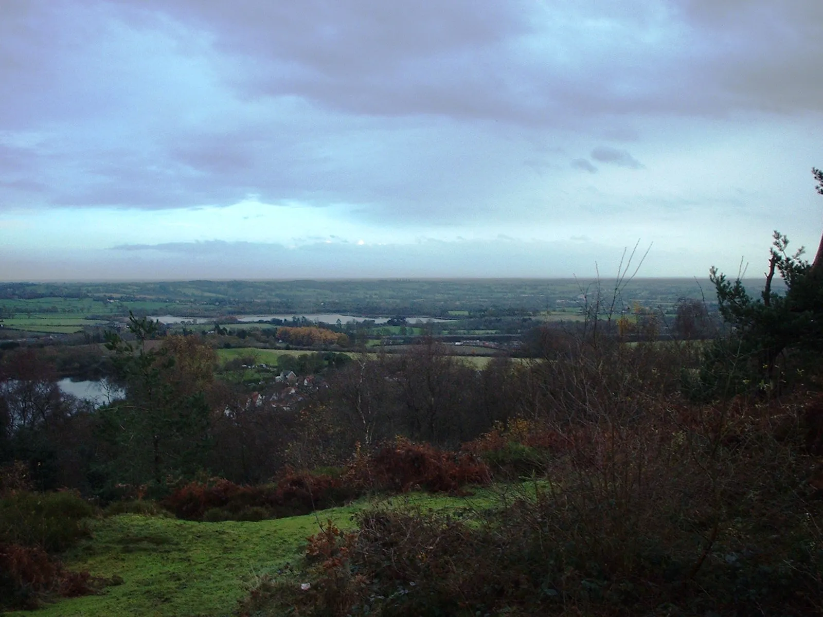 Photo showing: A view from Bilberry Hill, Lickey Hills Country Park, nr Birmingham, England, UK, taken by the contributor.