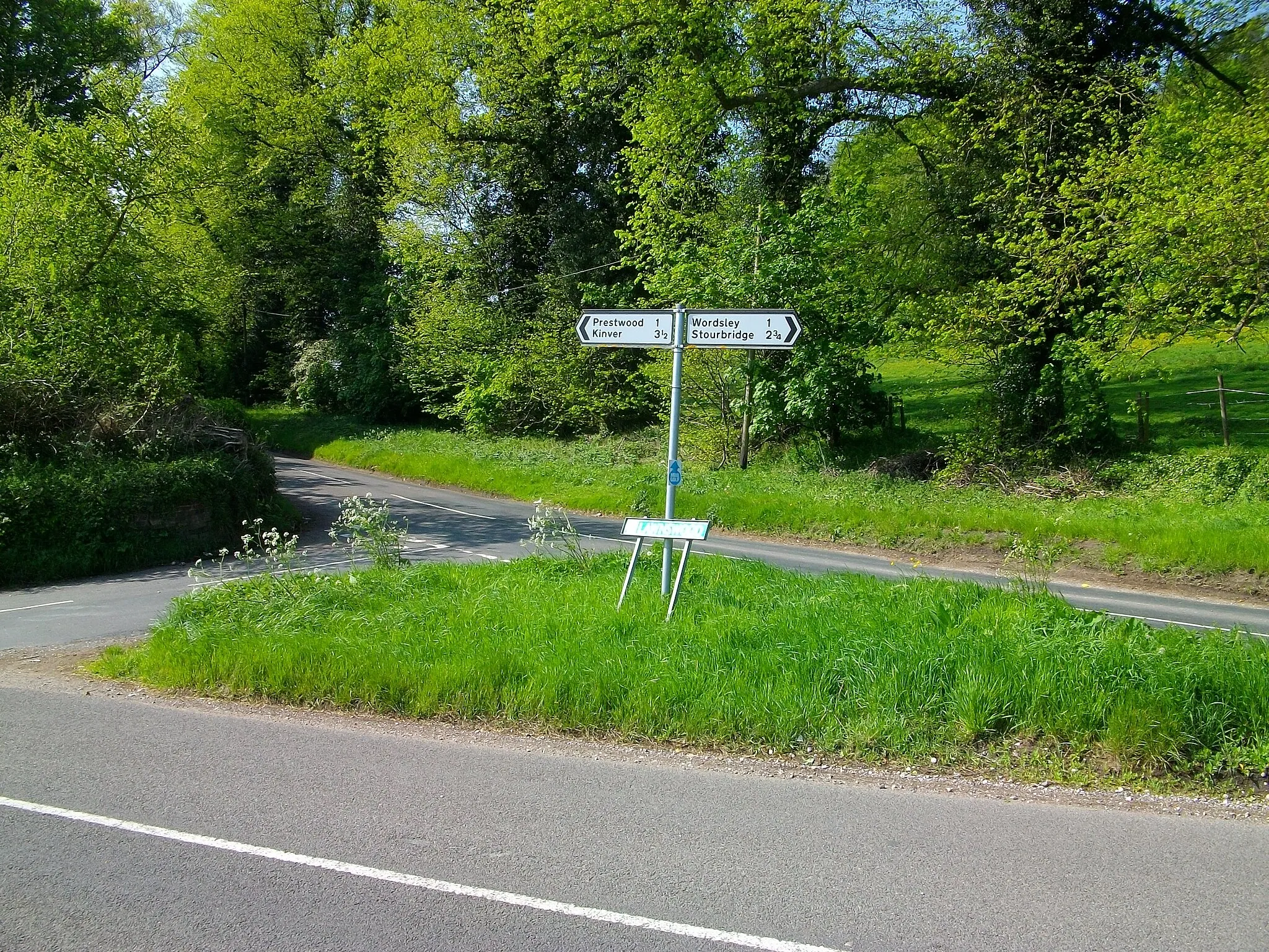 Photo showing: Road Junction