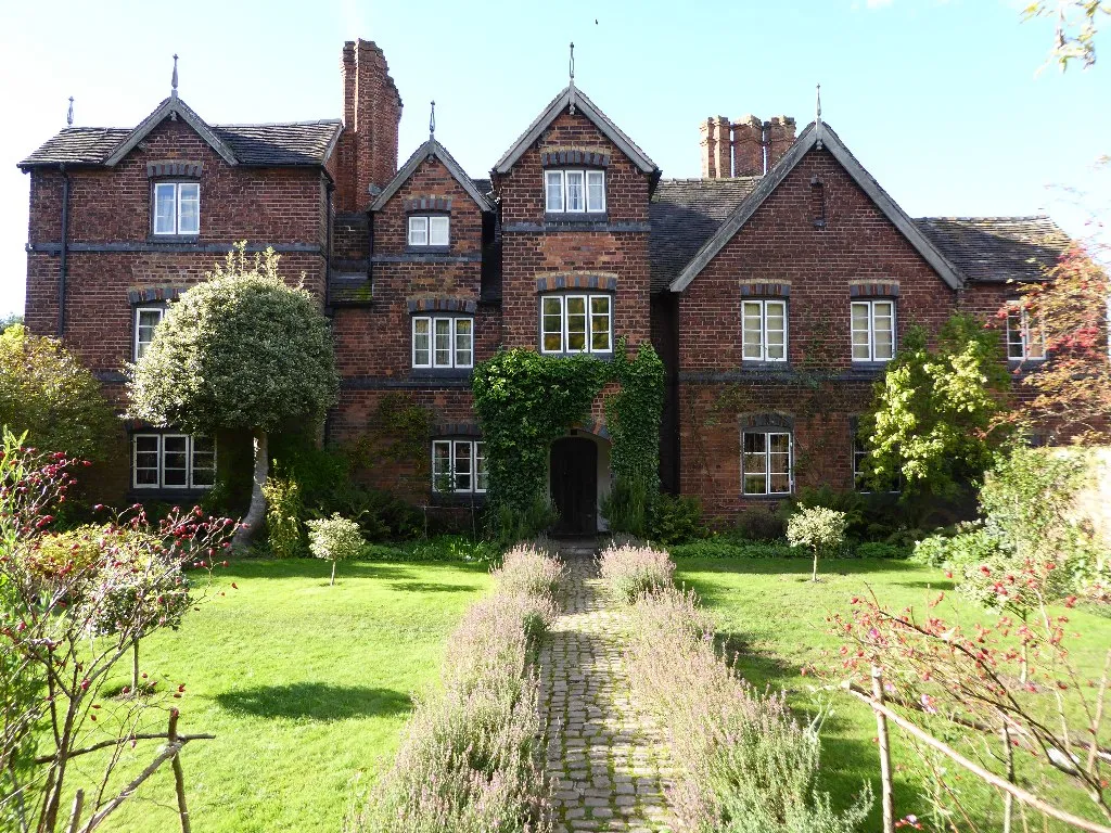 Photo showing: Moseley Old Hall