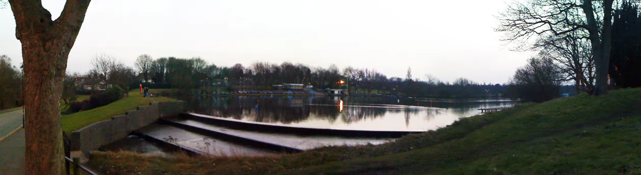 Photo showing: Panorama of Powells Pool in Boldmere, UK