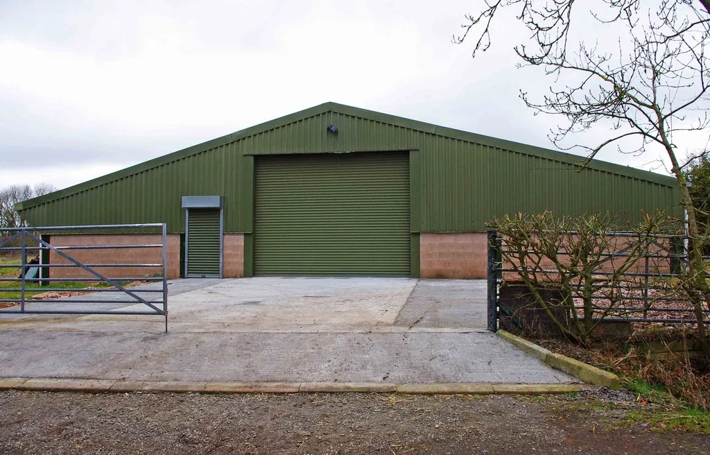 Photo showing: Agricultural building, off Wood Lane, near Fairfield