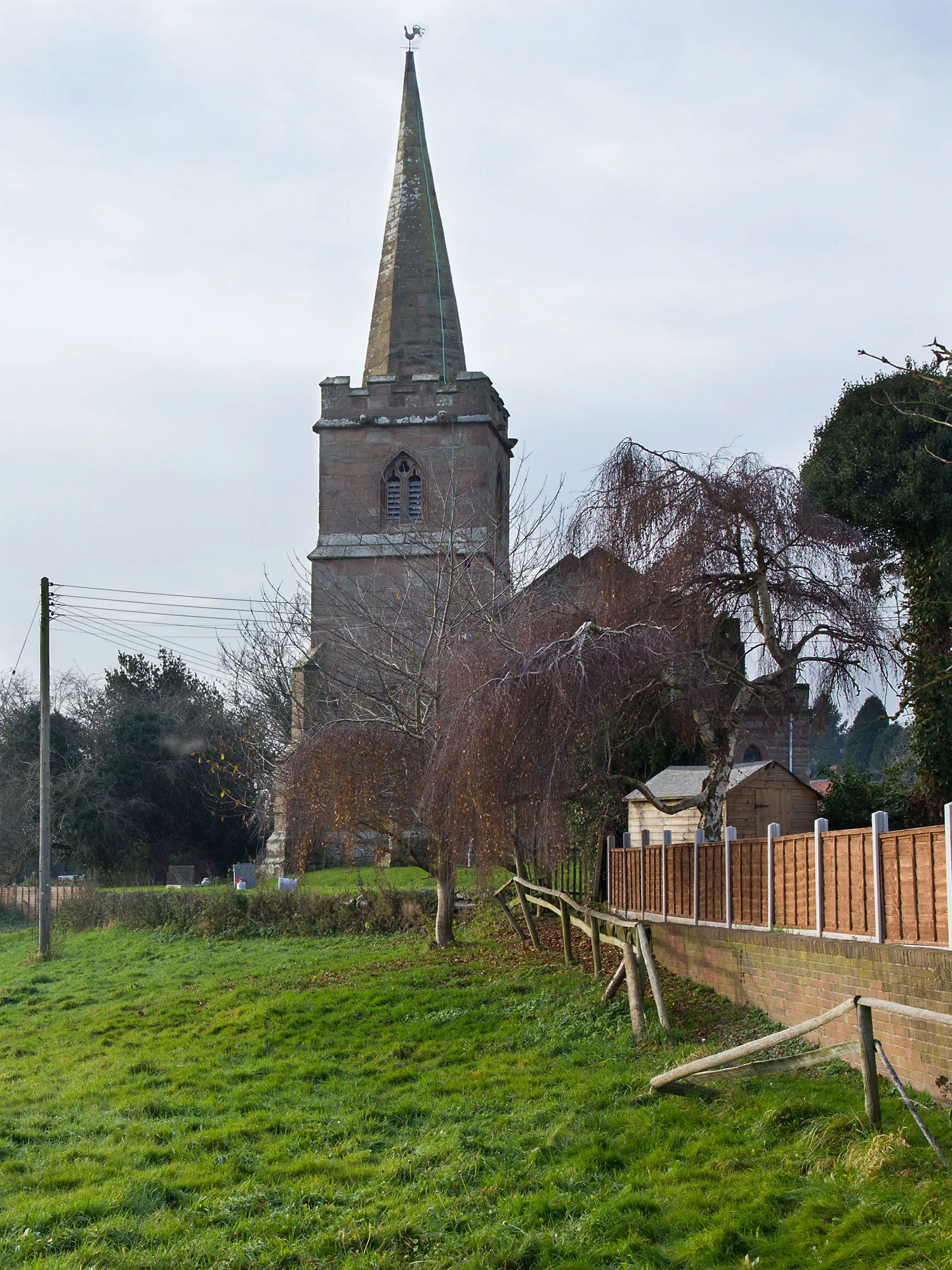 Photo showing: Church of St Michael, Upton Warren