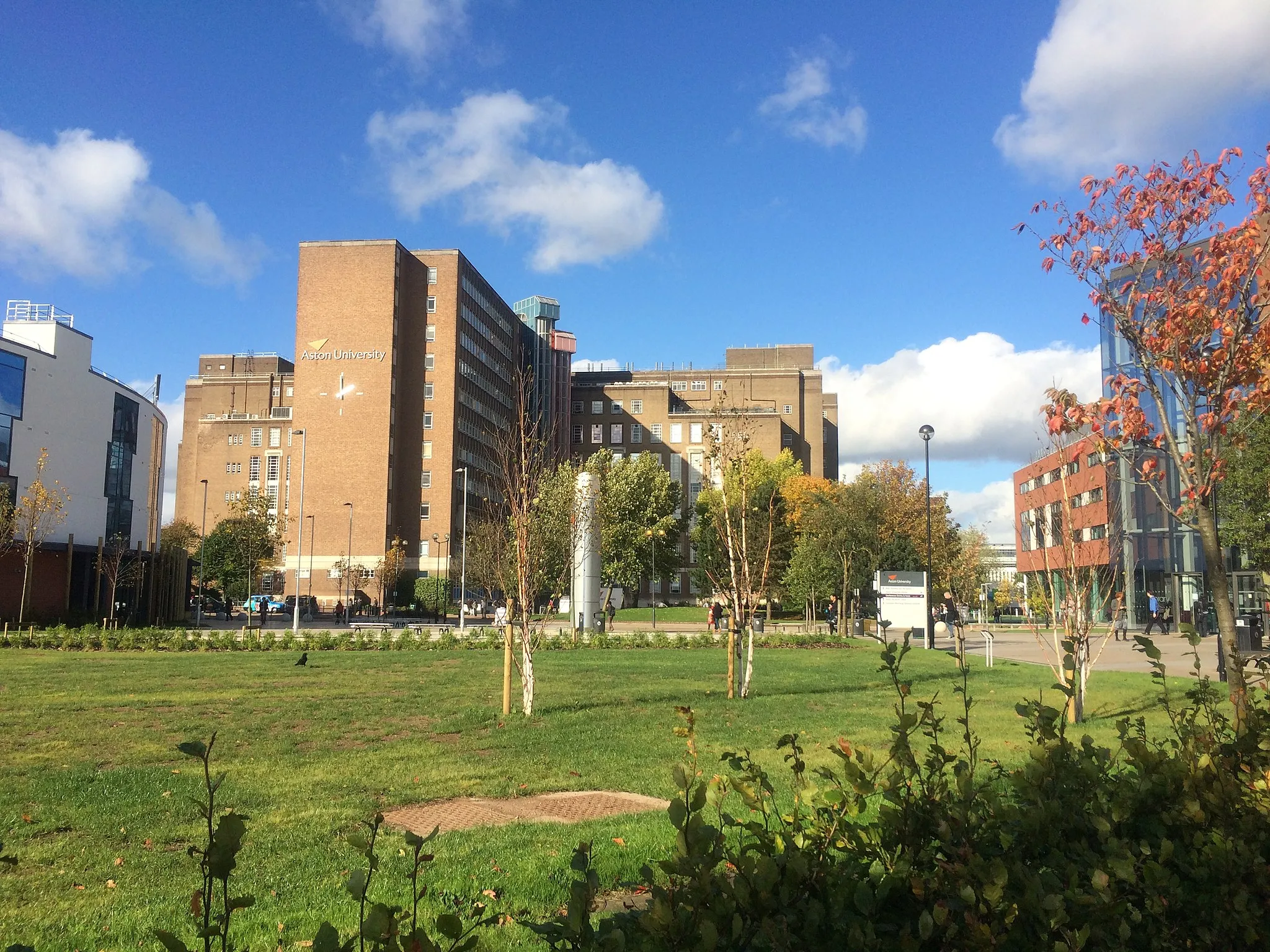 Photo showing: Aston University's campus