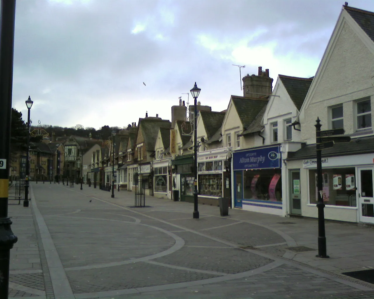 Photo showing: Sea View Road, Colwyn Bay