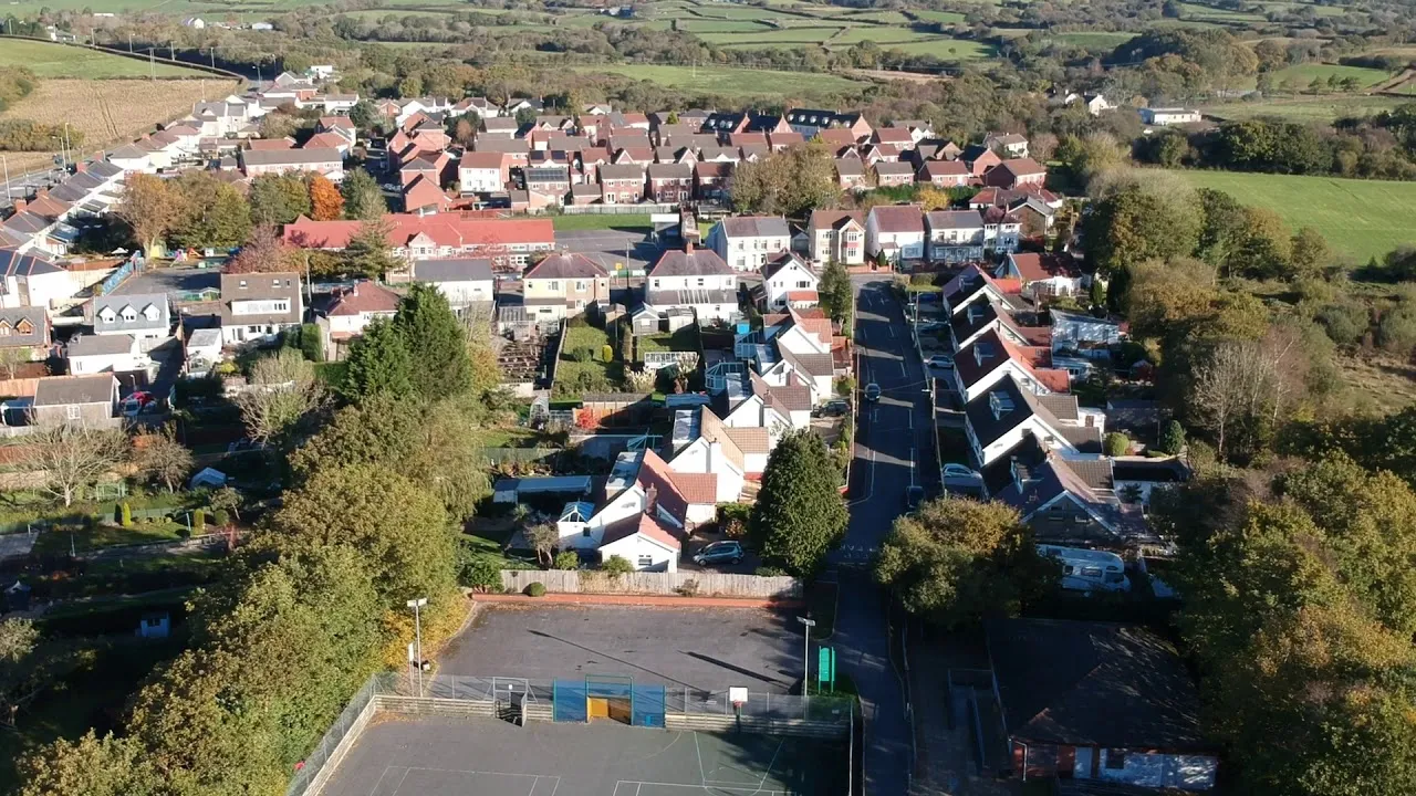 Photo showing: An aerial view of Pontlliw