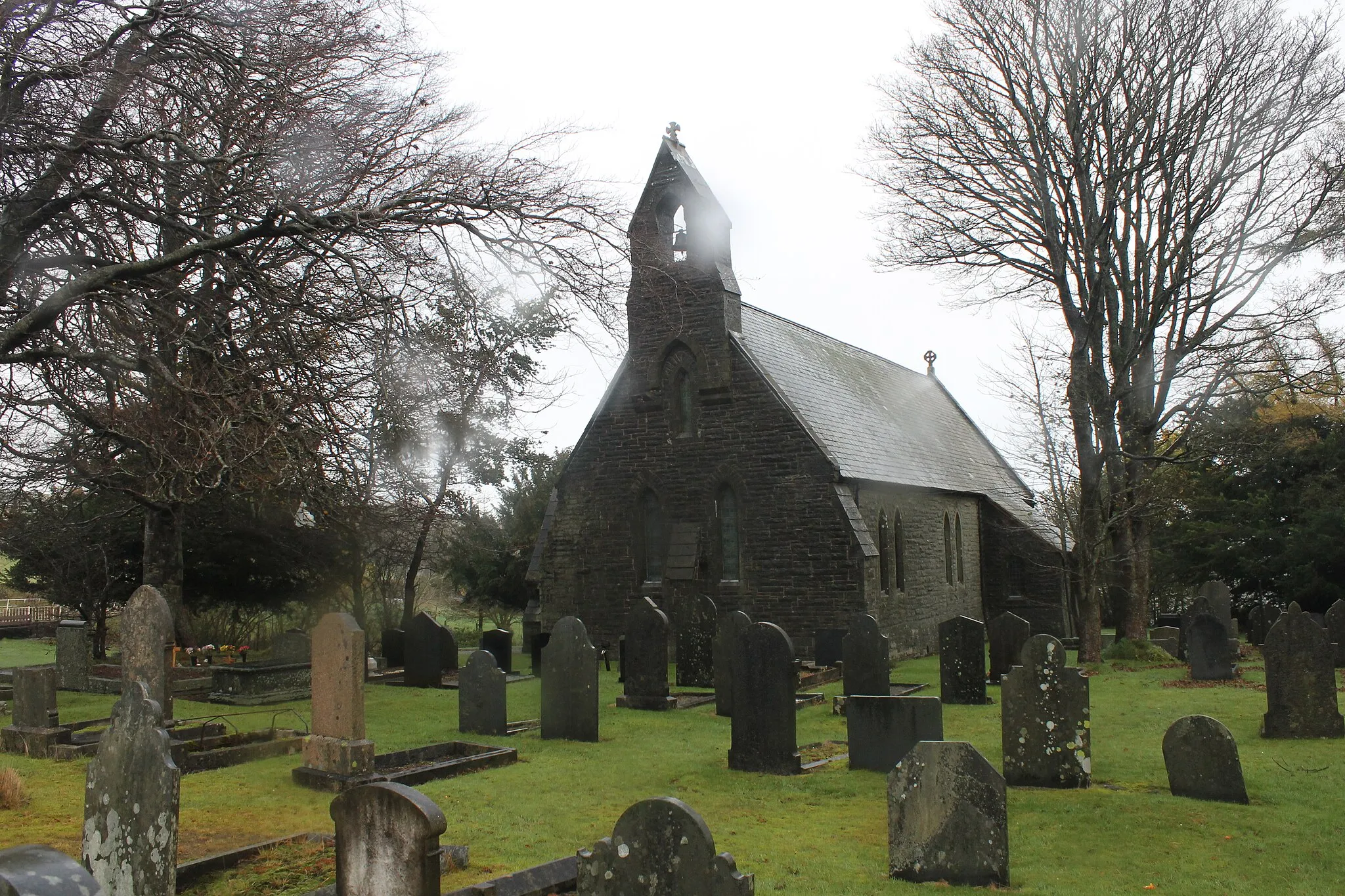 Photo showing: Church of St Thomas, Bylchau, County of Conwy, North Wales. The church was built in the Early English style to plans of G.G.Scott and consecrated on 27 October 1857.