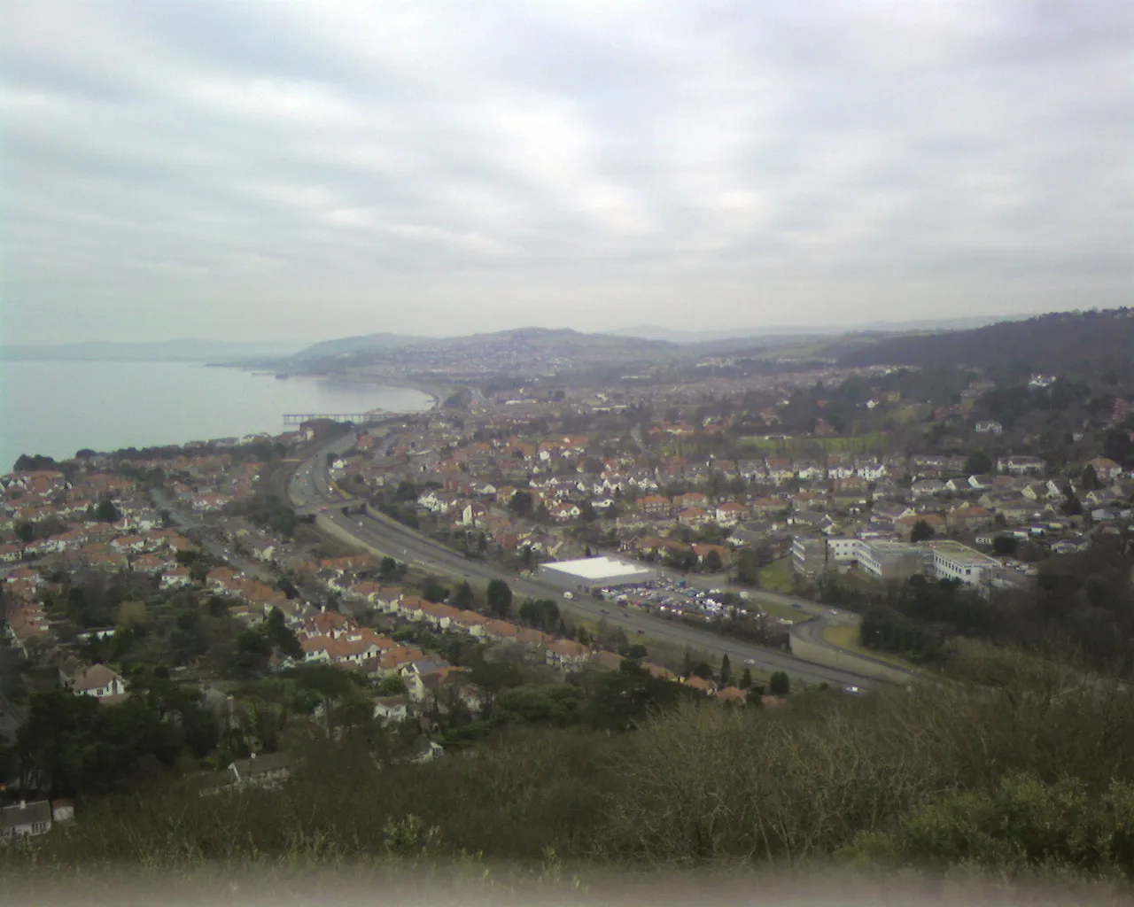 Photo showing: View of Colwyn Bay from Bryn Euryn.