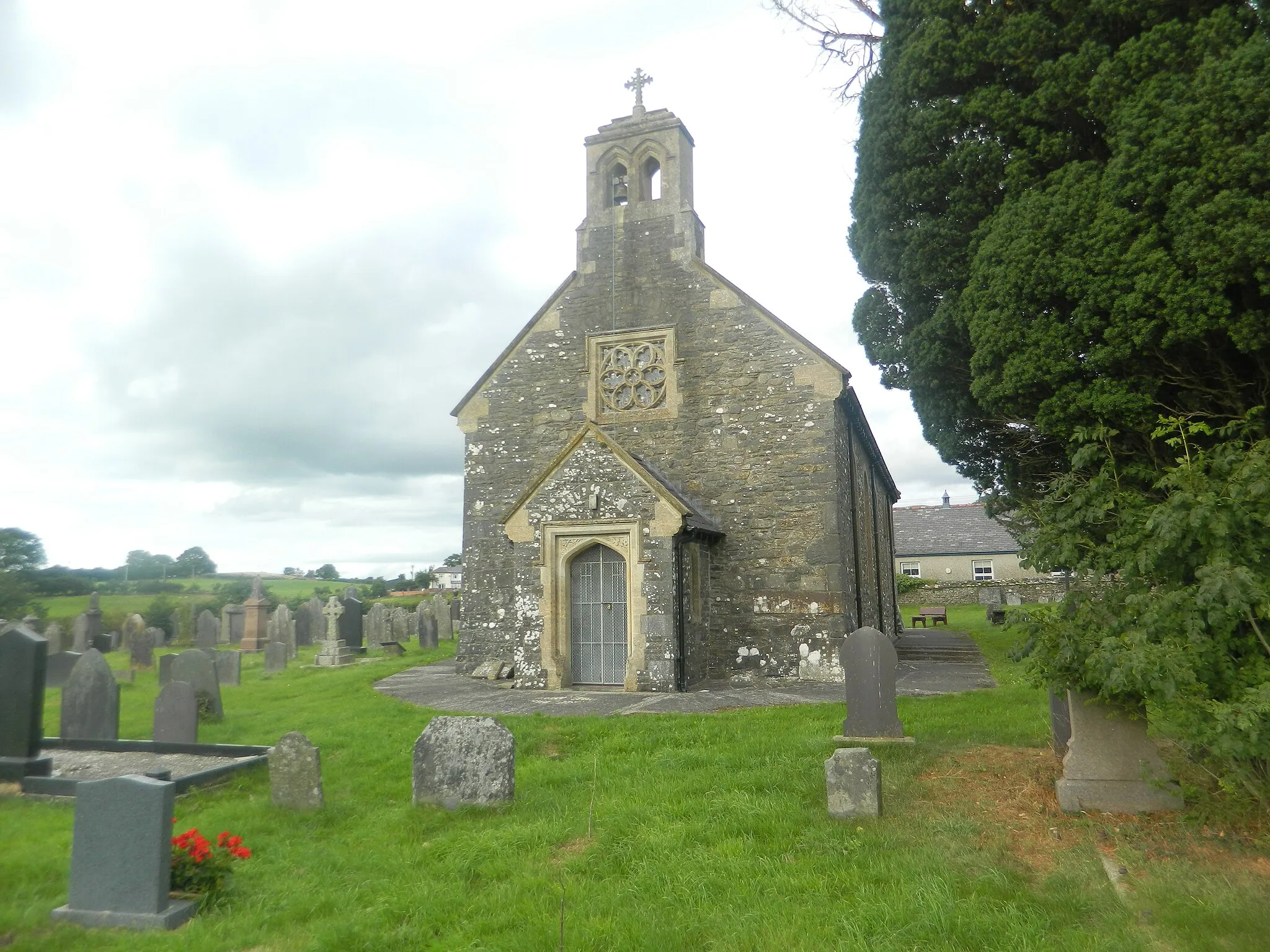 Photo showing: Church of St Mary, Llanfair Clydogau