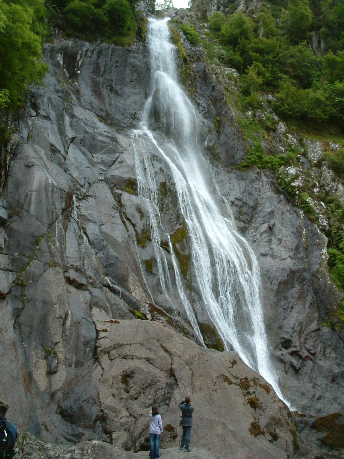 Photo showing: Aber Falls, Gwynedd.
Taken by James@hopgrove, May 2004.