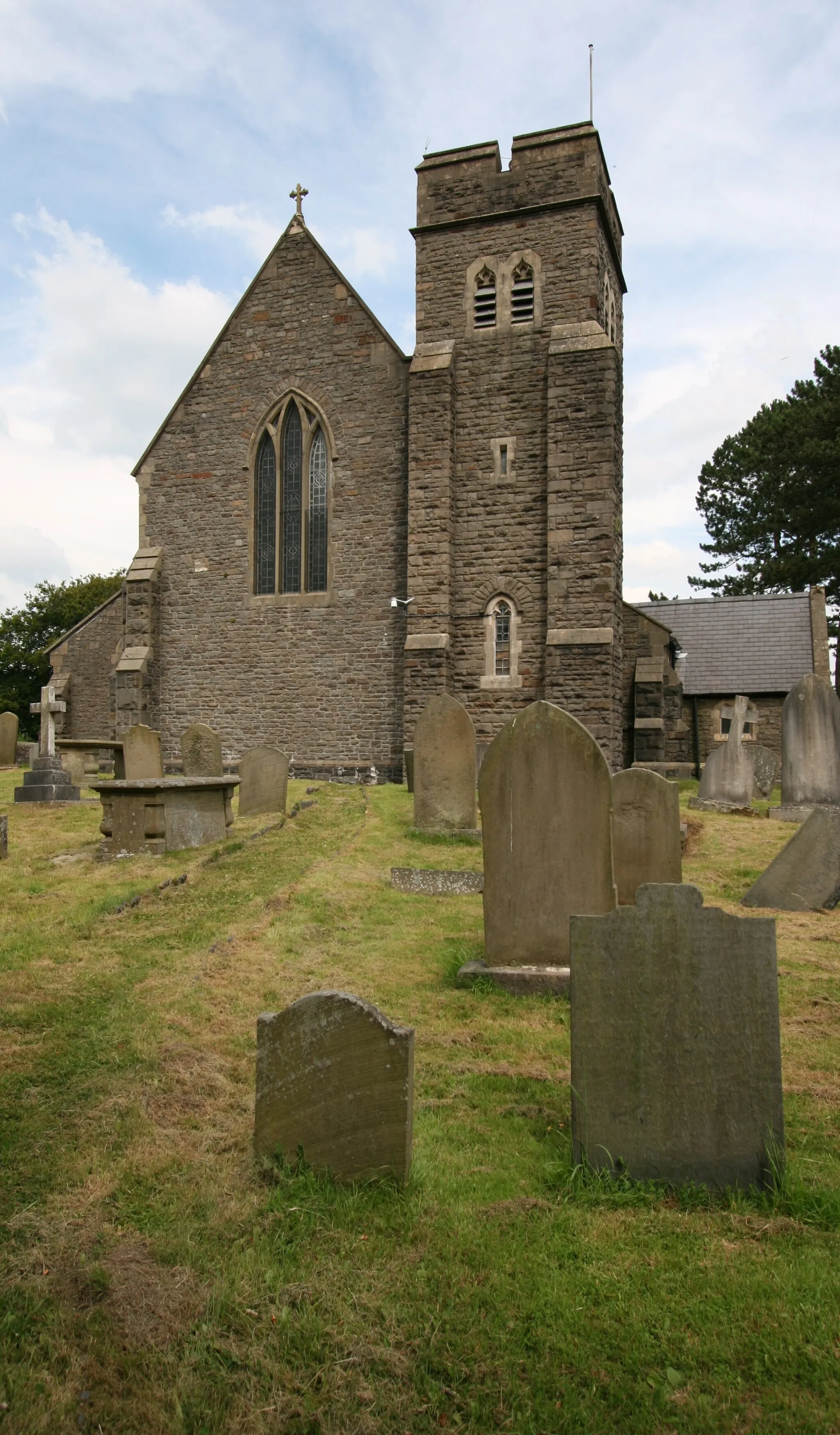 Photo showing: St Fagan's Church at Trecynon.