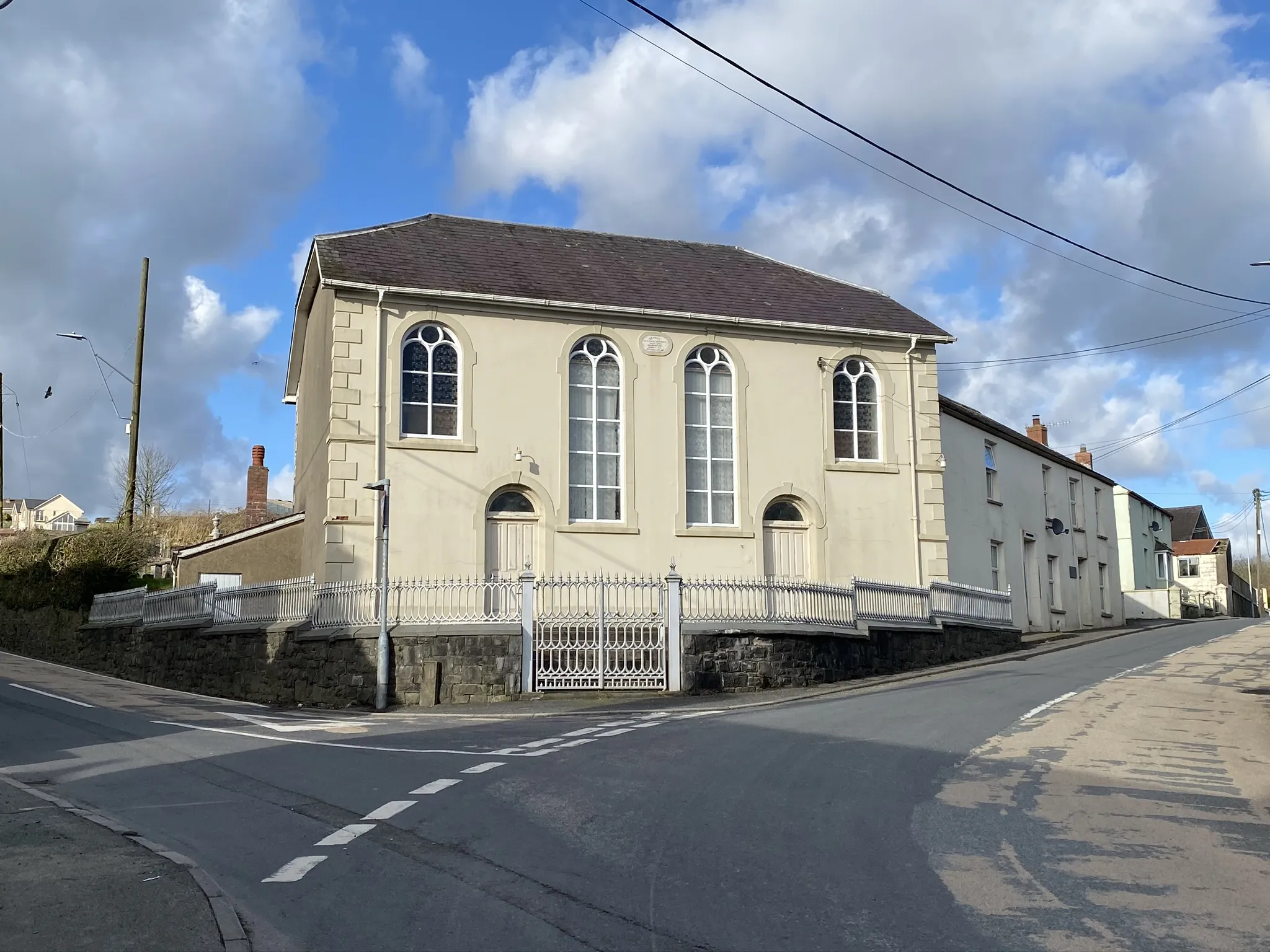 Photo showing: Welsh chapel. This is the Grade II listed Bethel Calvinistic Methodist Chapel.