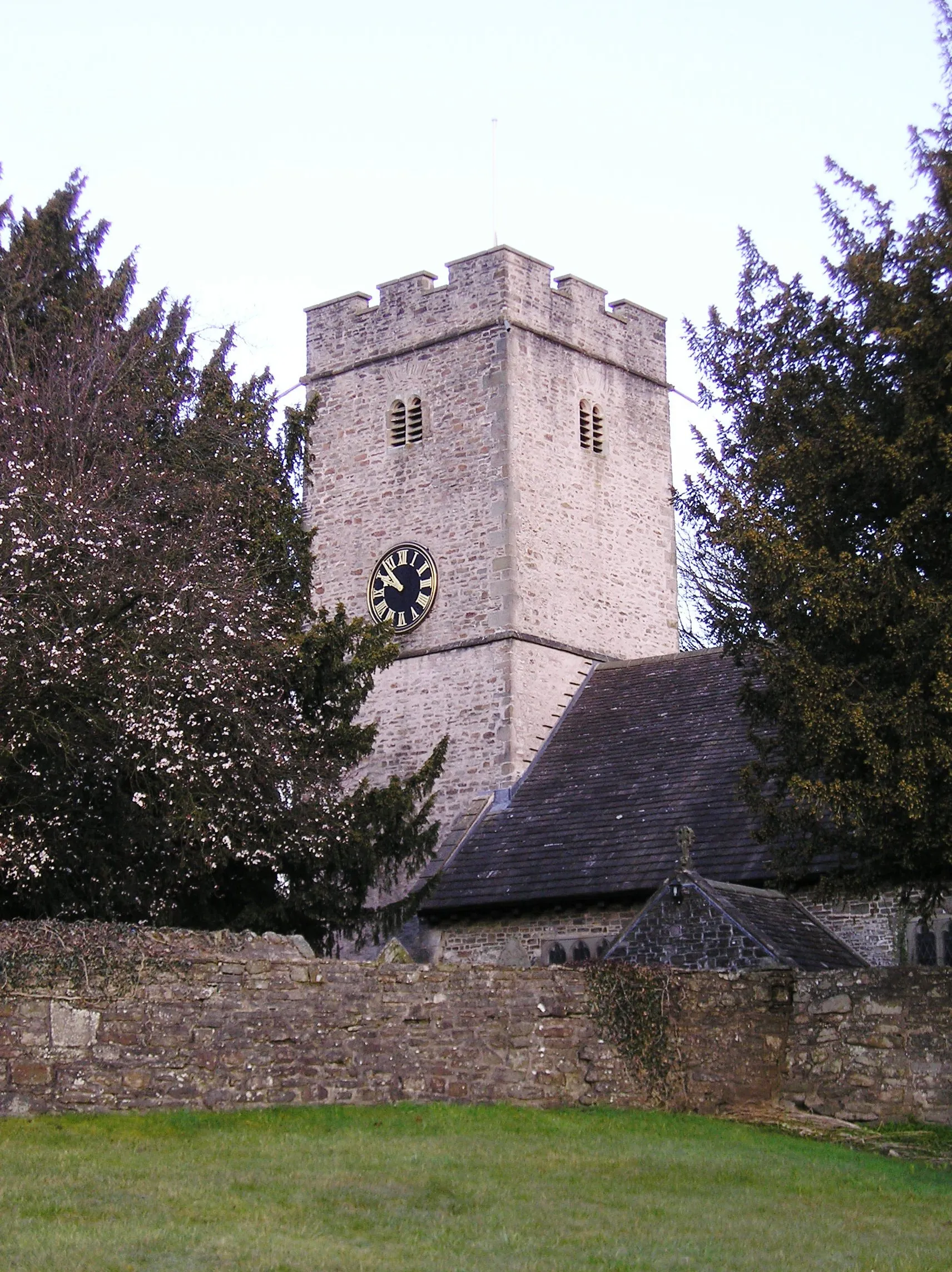 Photo showing: St Cattwg's  Church, Gelligaer