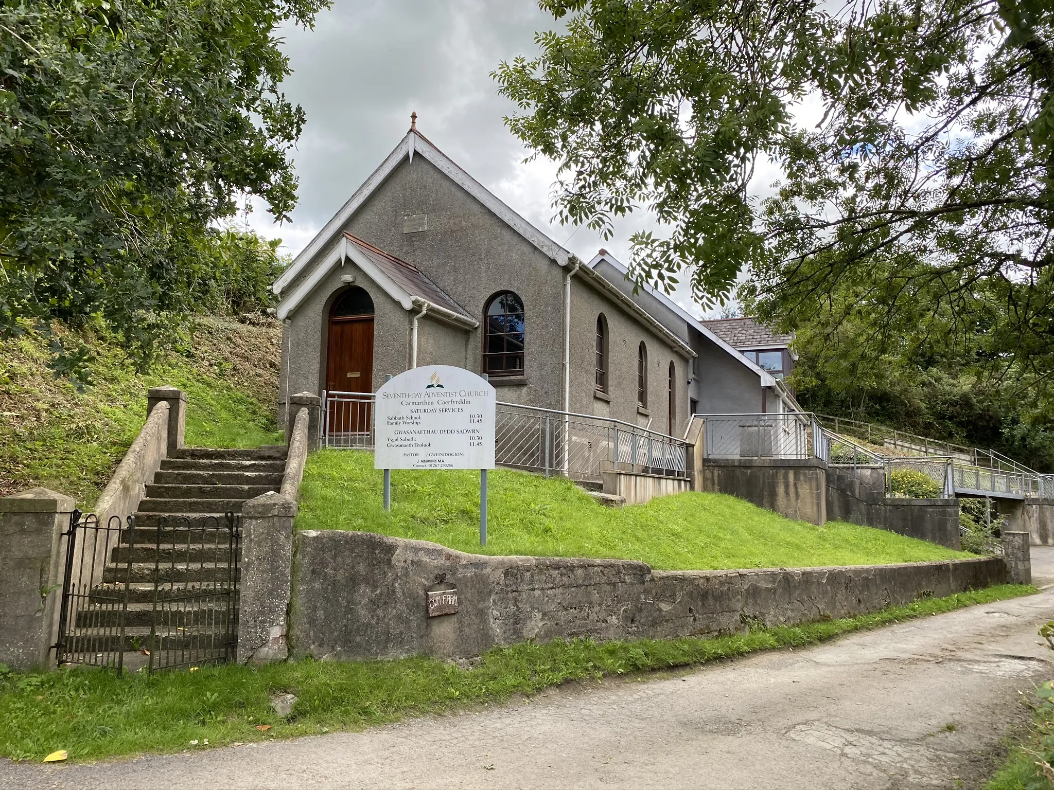 Photo showing: Chapel in Cwmffrwd. Seventy Day Adventist Chapel.