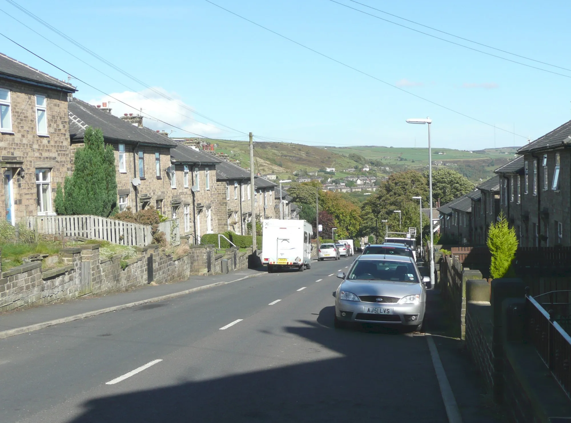 Photo showing: Mount Road, Marsden