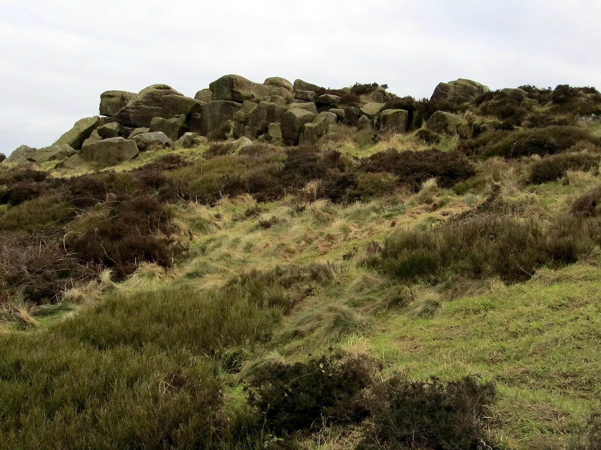 Photo showing: Rocks on the Otley Chevin