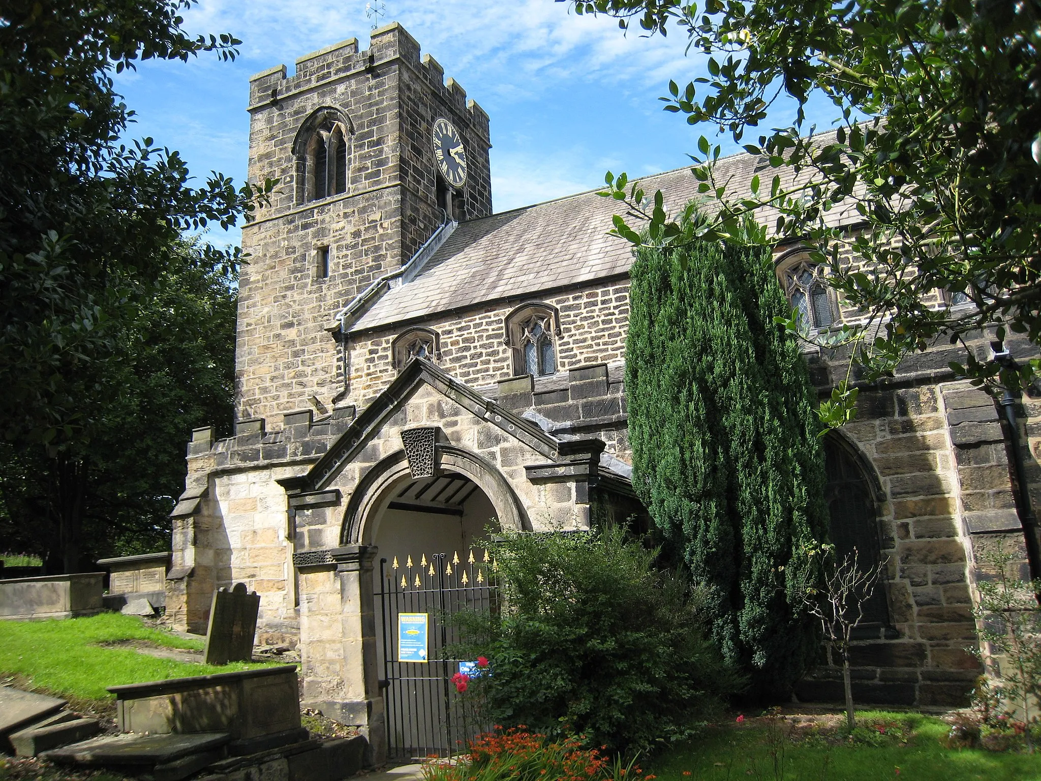 Photo showing: All Saints Parish Church, Kirkgate, Otley, LS21.  Exterior main entrance and tower.