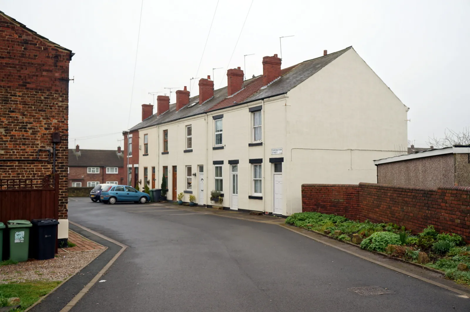 Photo showing: Coronation Street off New Road, Carlton