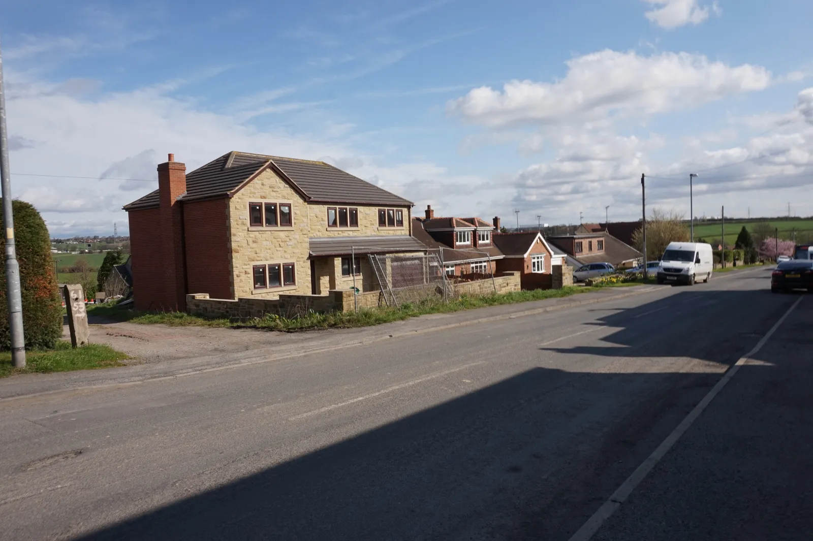 Photo showing: Brandy Carr Road, Kirkhamgate