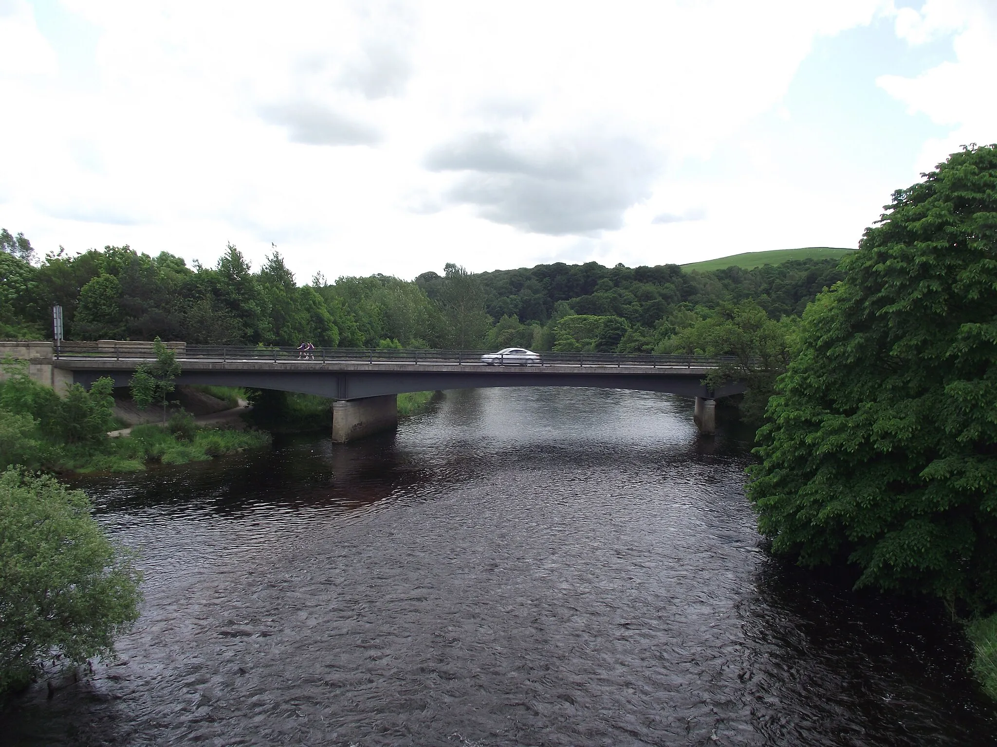 Photo showing: Bridge on the River Wharfe