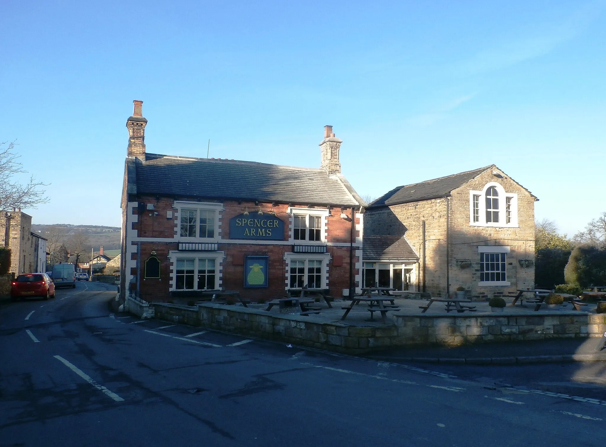 Photo showing: The Spencer Arms in Cawthorne