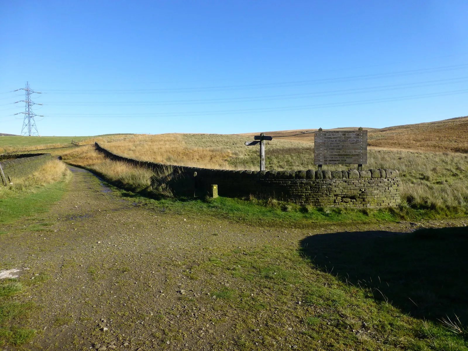 Photo showing: Crossing of the ways on Tunshill Lane