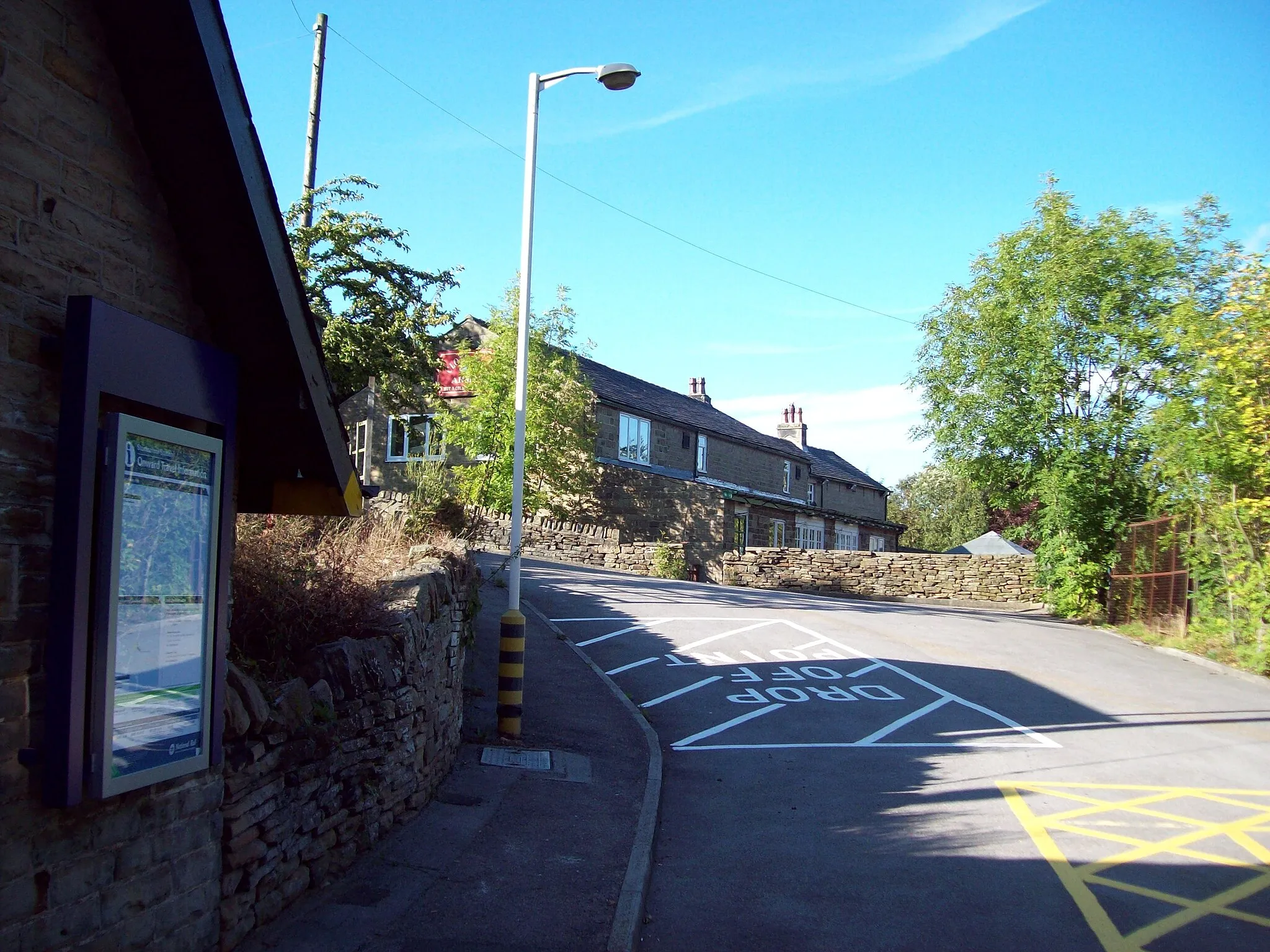 Photo showing: Stocksmoor Station Exit and Clothiers Arms