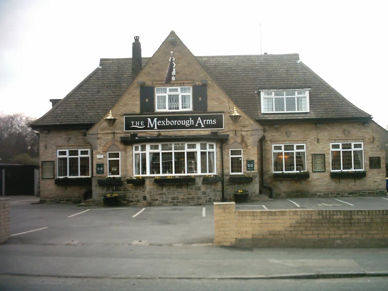 Photo showing: The Mexborough Arms, Thorner, West Yorkshire