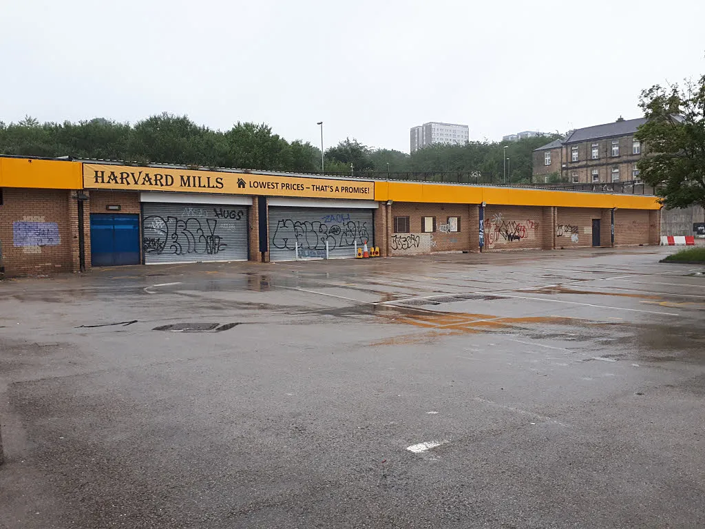 Photo showing: Kirkstall Neighbourhood Centre - Harvard Mills