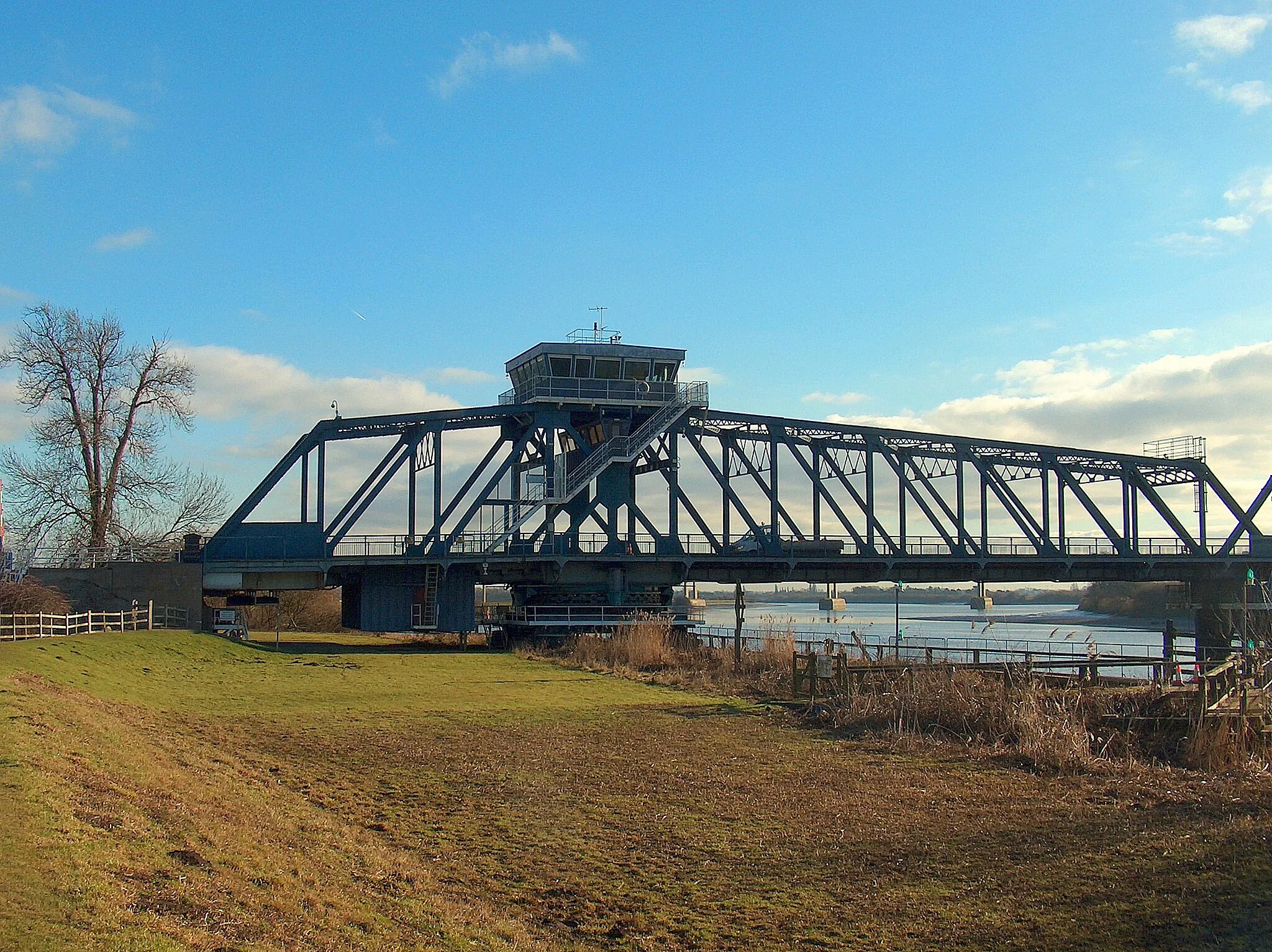 Photo showing: Boothferry Bridge from Booth